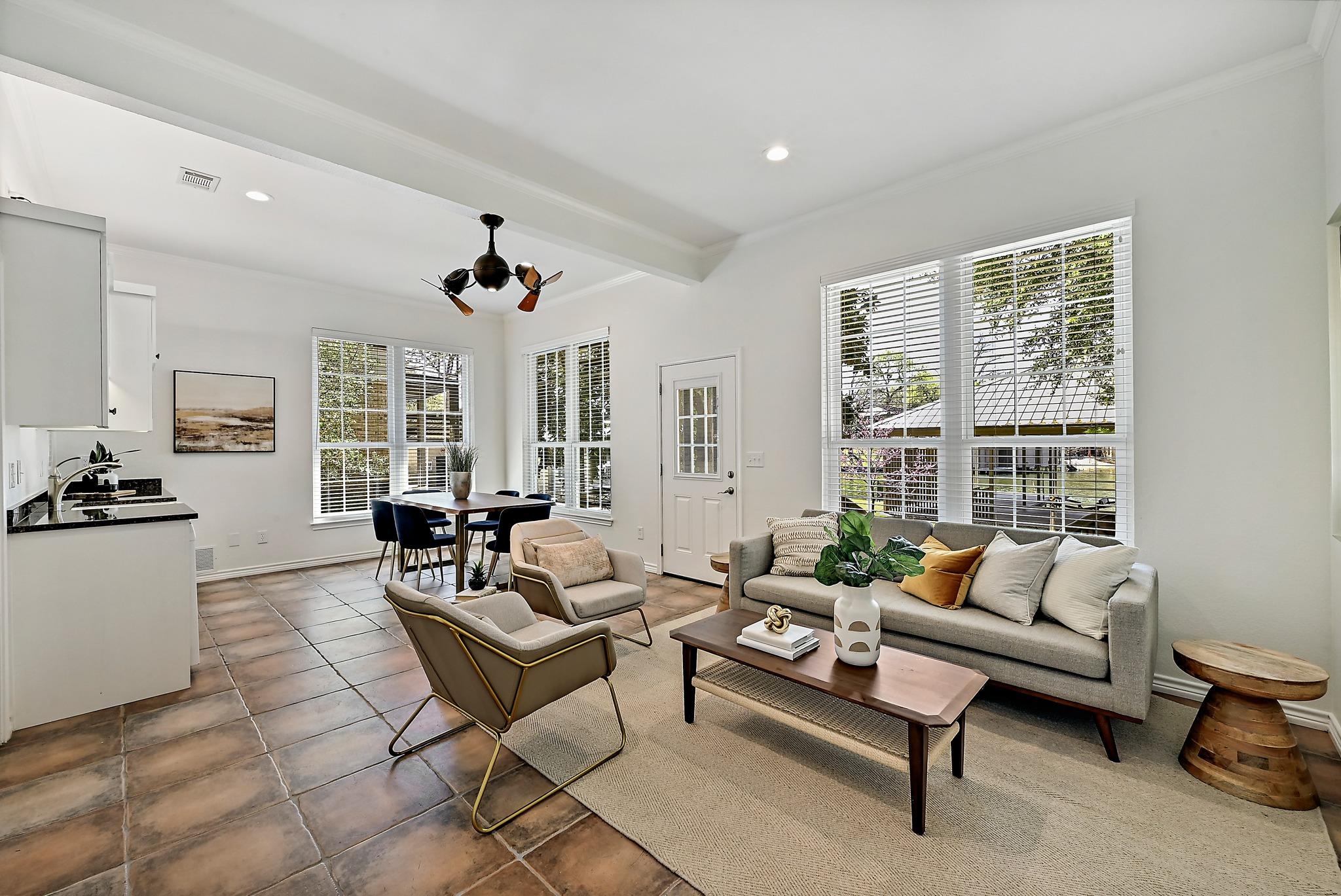 2210 Fredwoods Dr, Kingsland, TX 78639