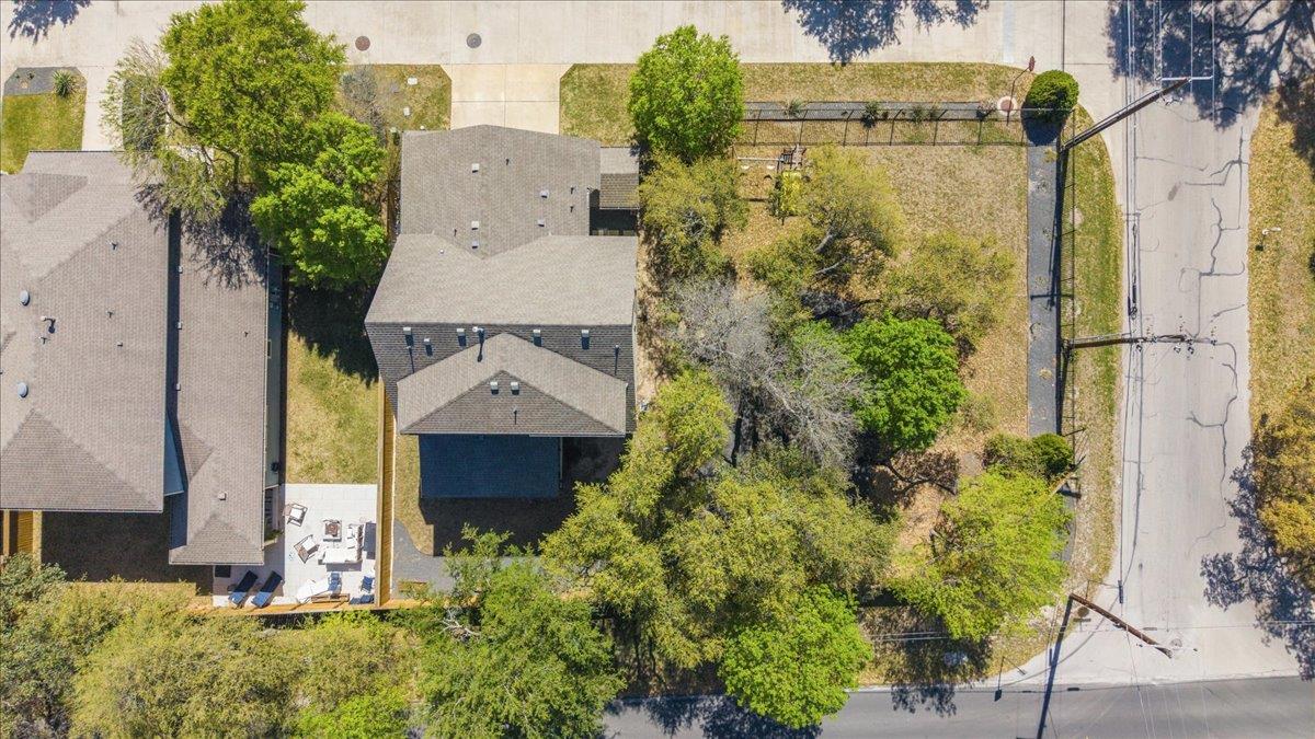 1405 Matthews Ln, Austin, TX 78745
