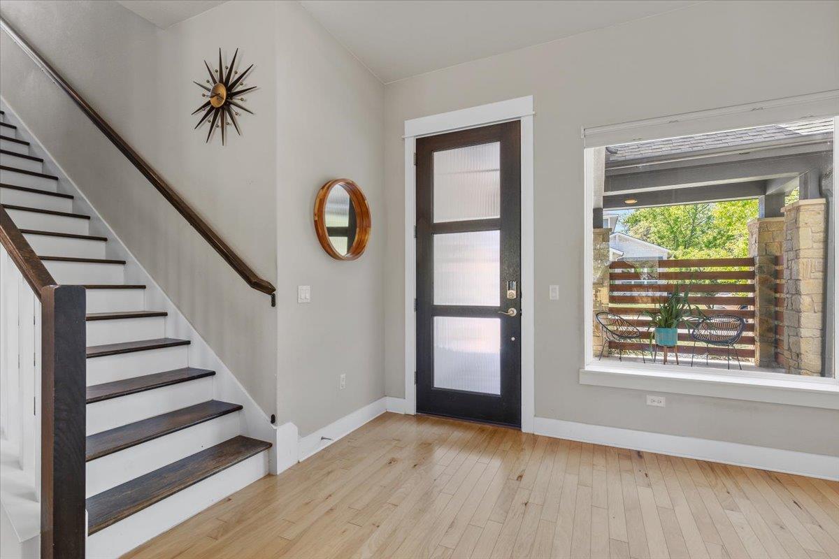 1405 Matthews Ln, Austin, TX 78745