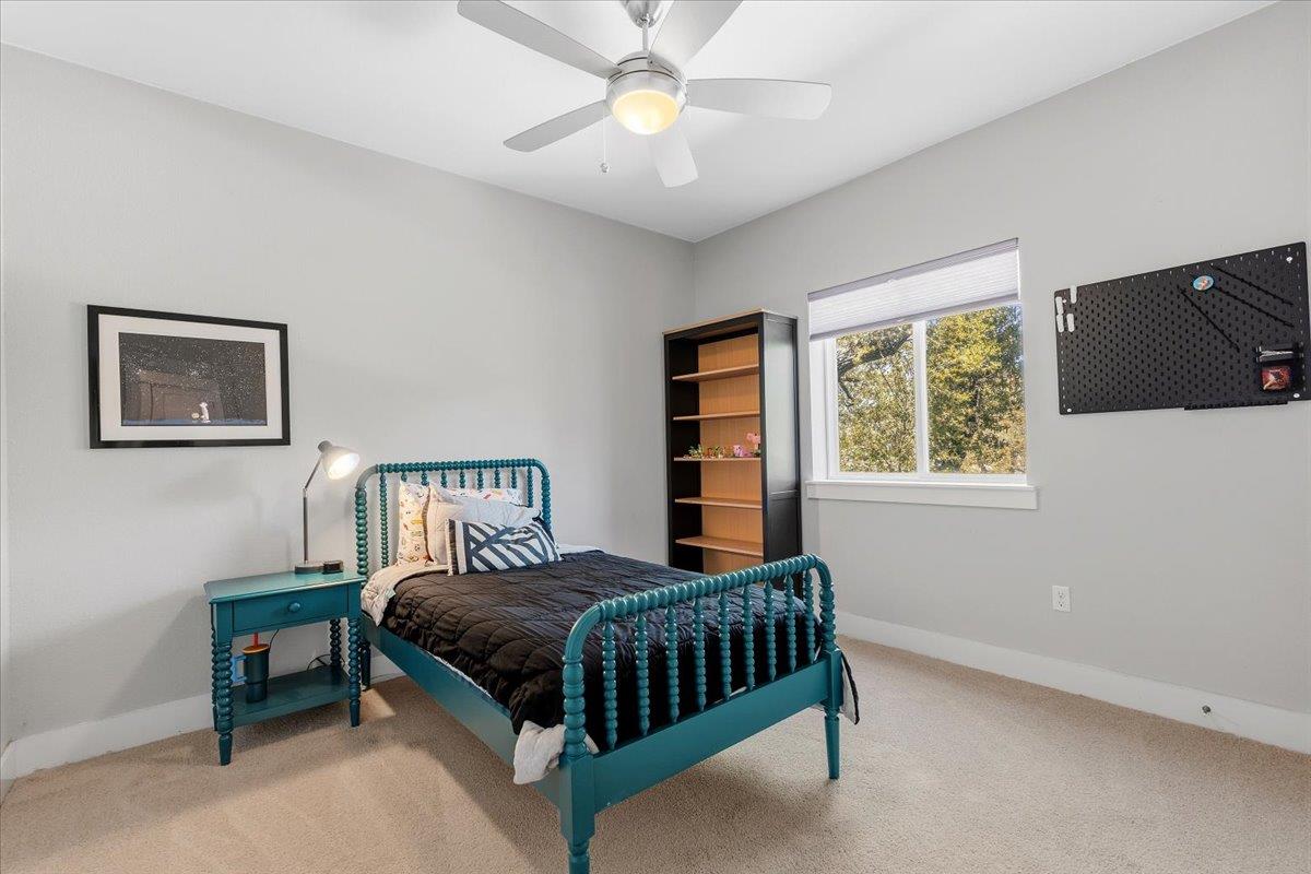 1405 Matthews Ln, Austin, TX 78745