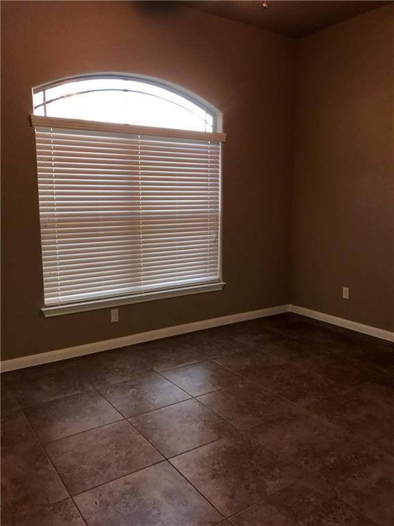 106 Pahala Ct # B, Bastrop, TX 78602