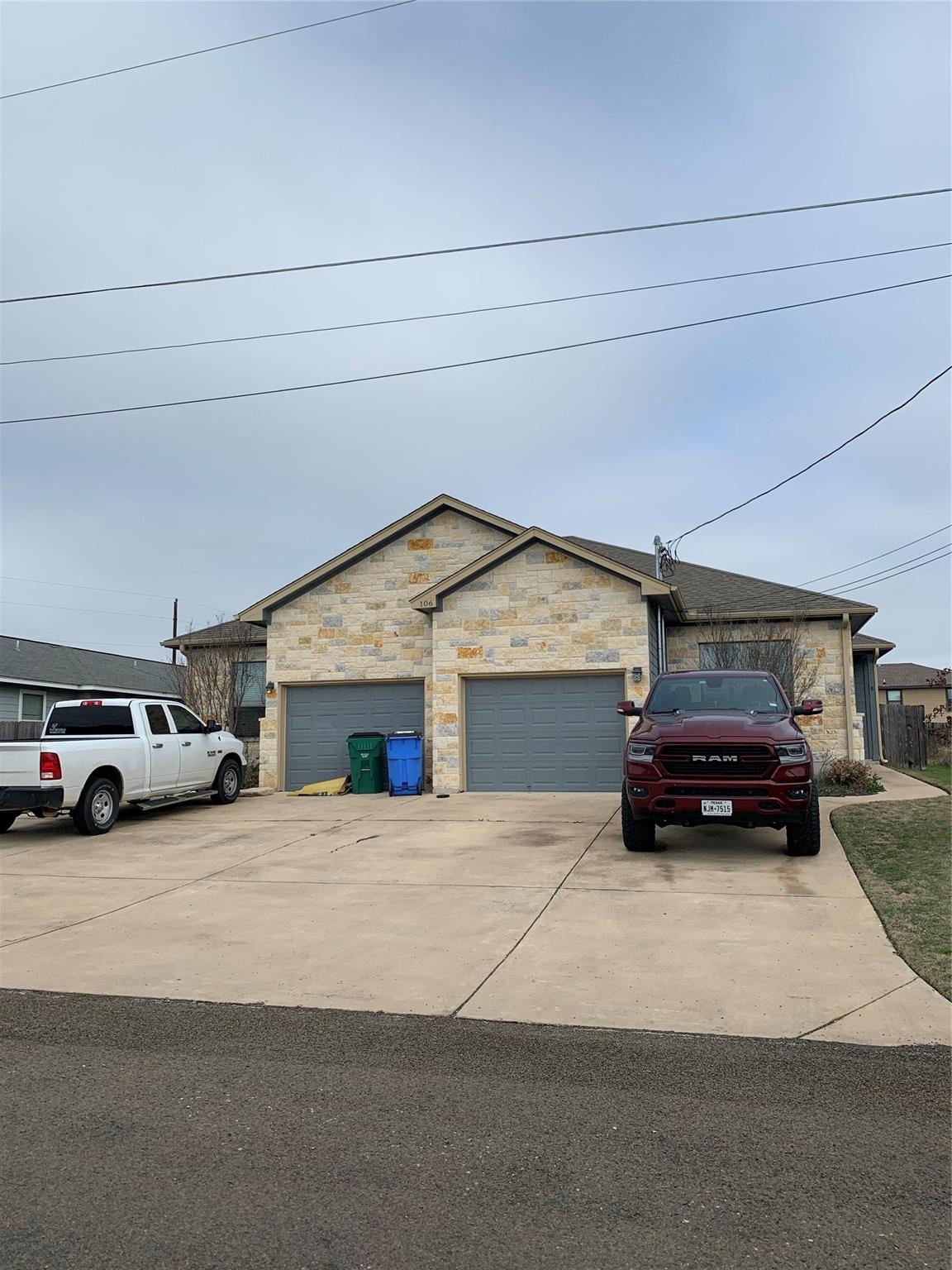 106 Pahala Ct # B, Bastrop, TX 78602