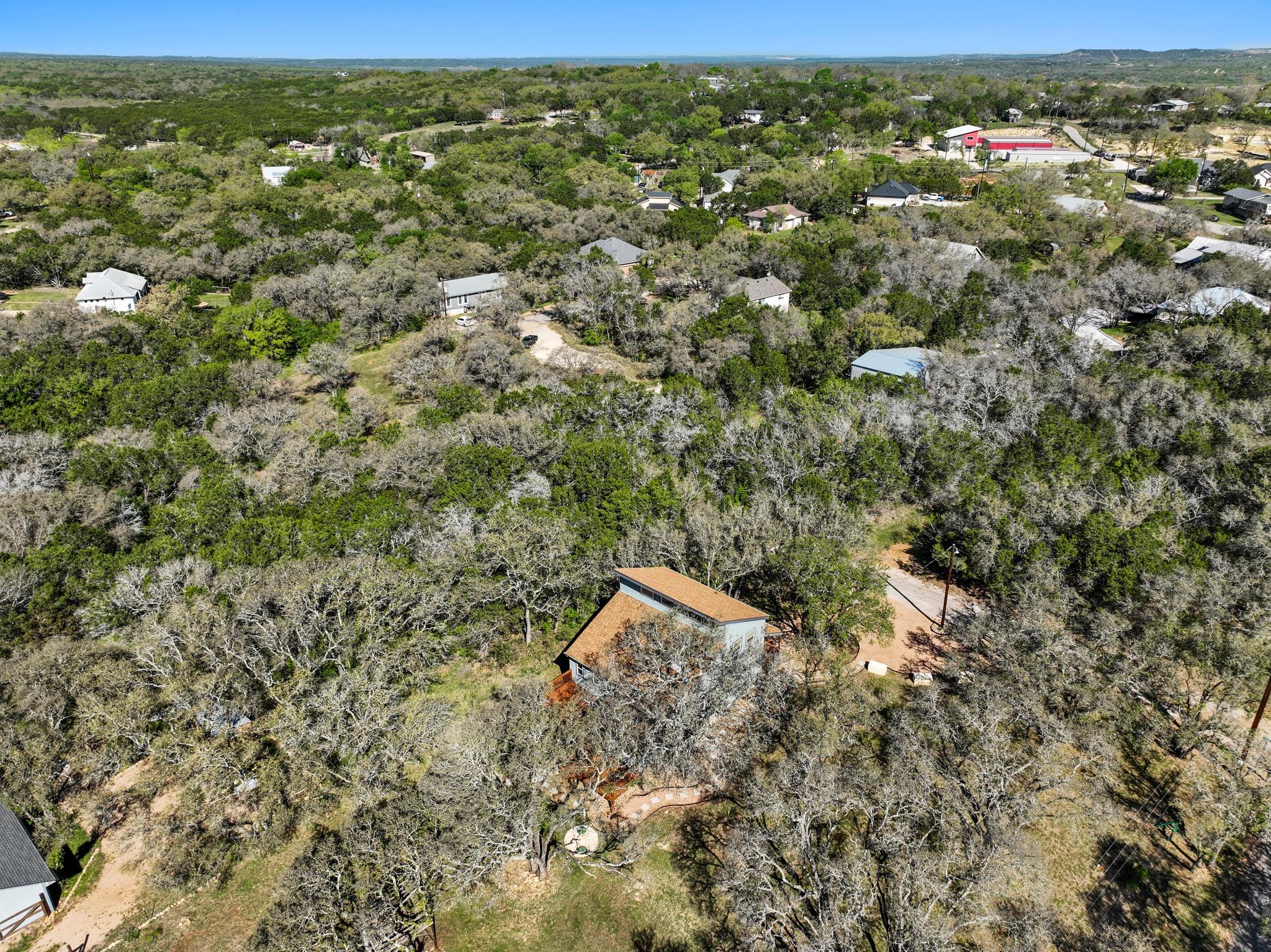 205 Shadows Dr, Spicewood, TX 78669