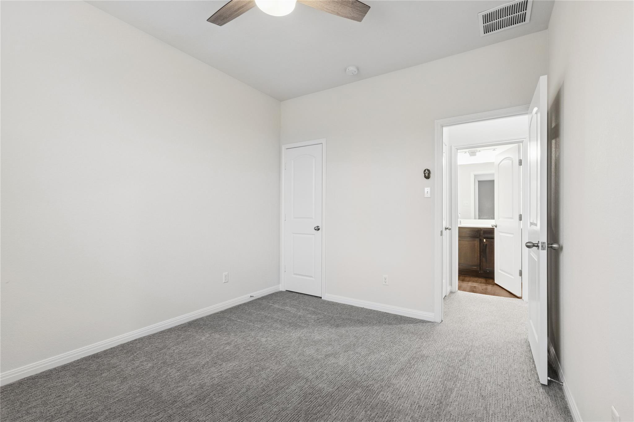 1200 S 10th St # 1703, Pflugerville, TX 78660