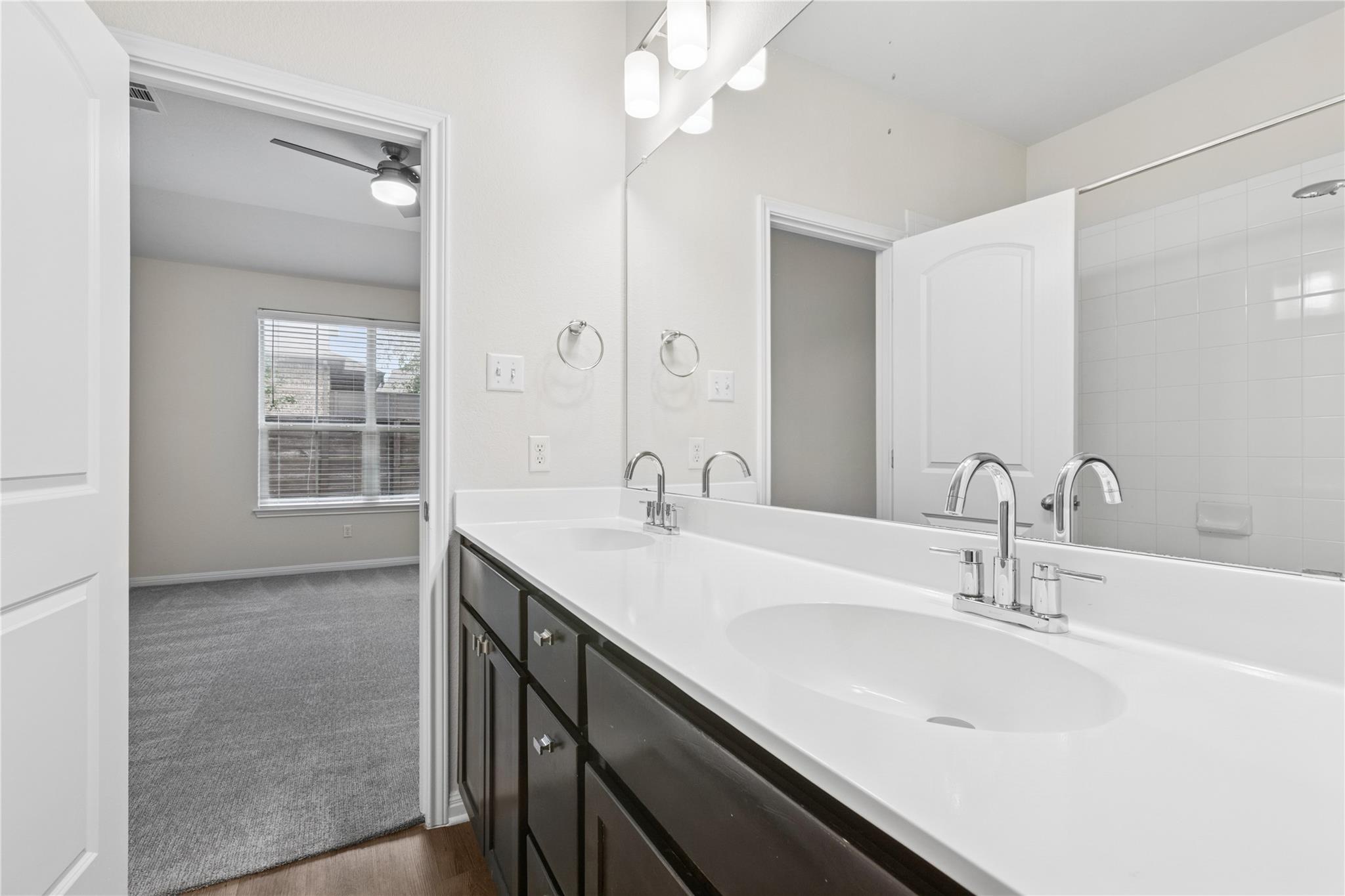 1200 S 10th St # 1703, Pflugerville, TX 78660