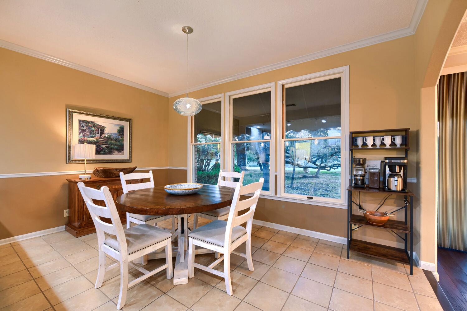 10904 Legends Ln, Austin, TX 78747