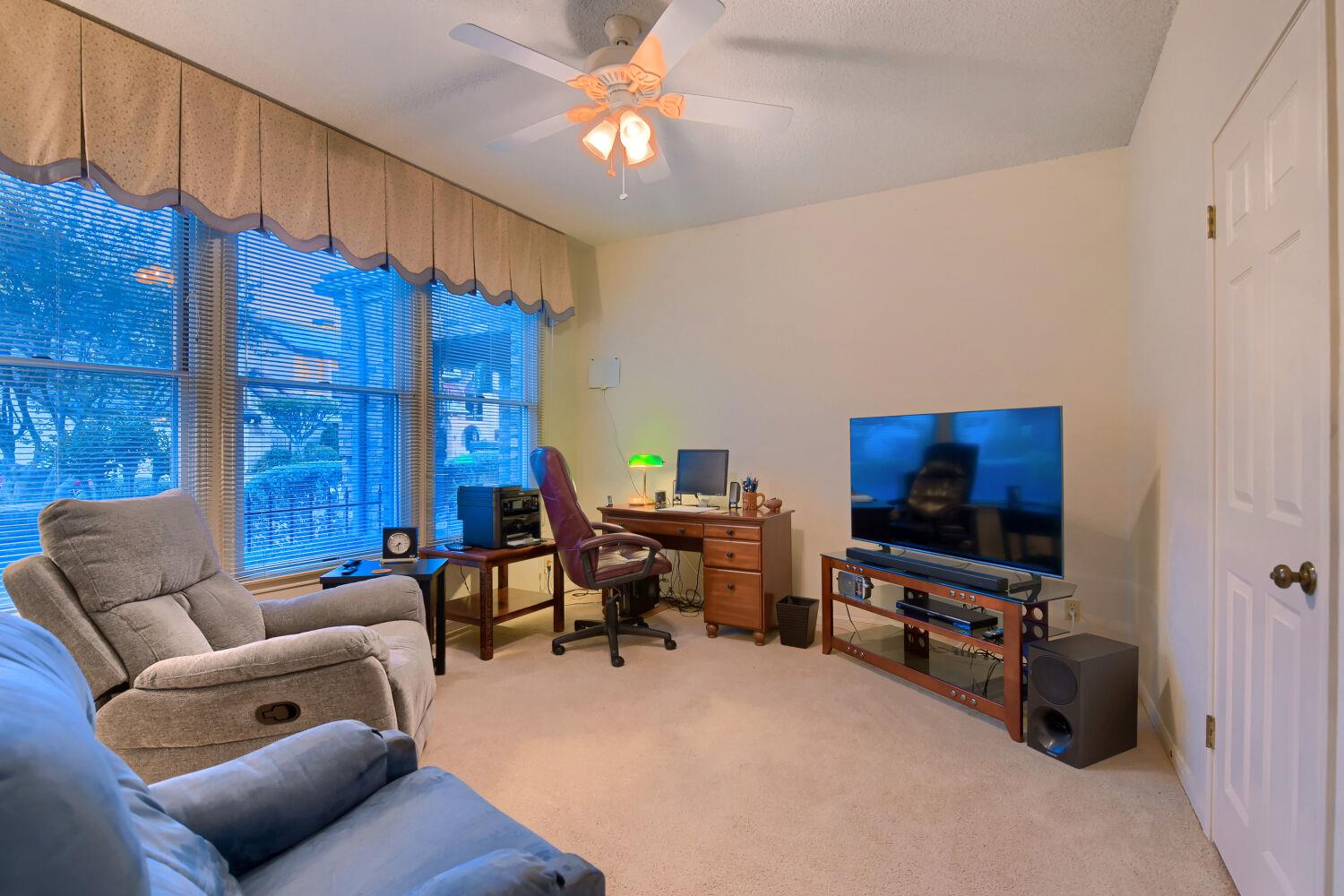 10904 Legends Ln, Austin, TX 78747