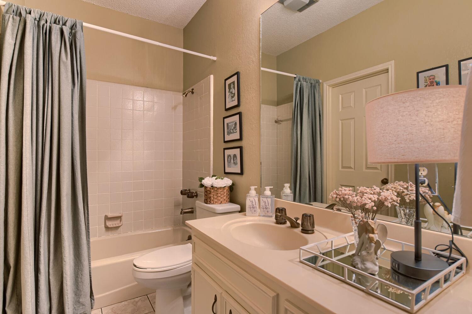 10904 Legends Ln, Austin, TX 78747