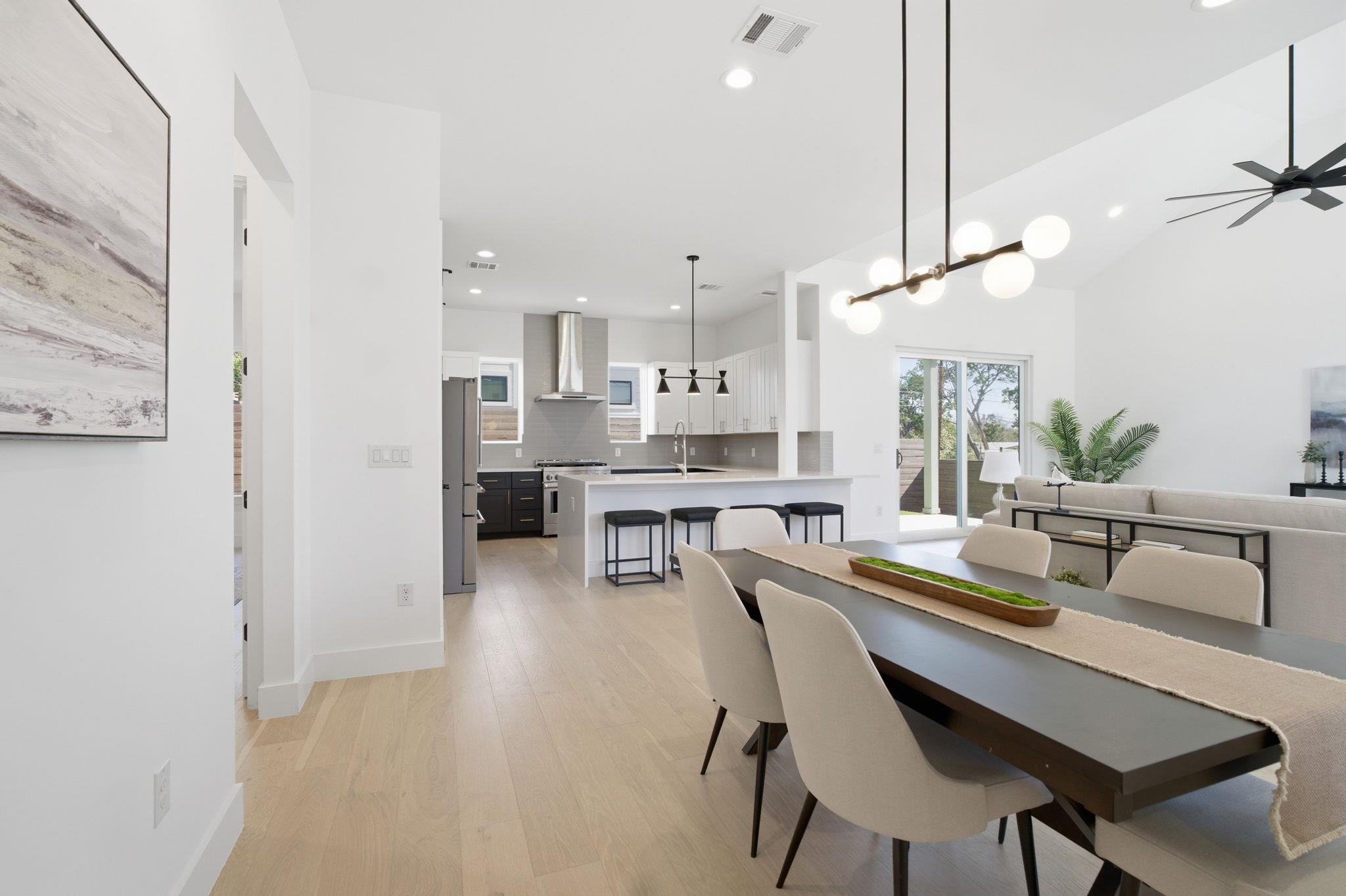 400 Post Road Dr, Austin, TX 78704