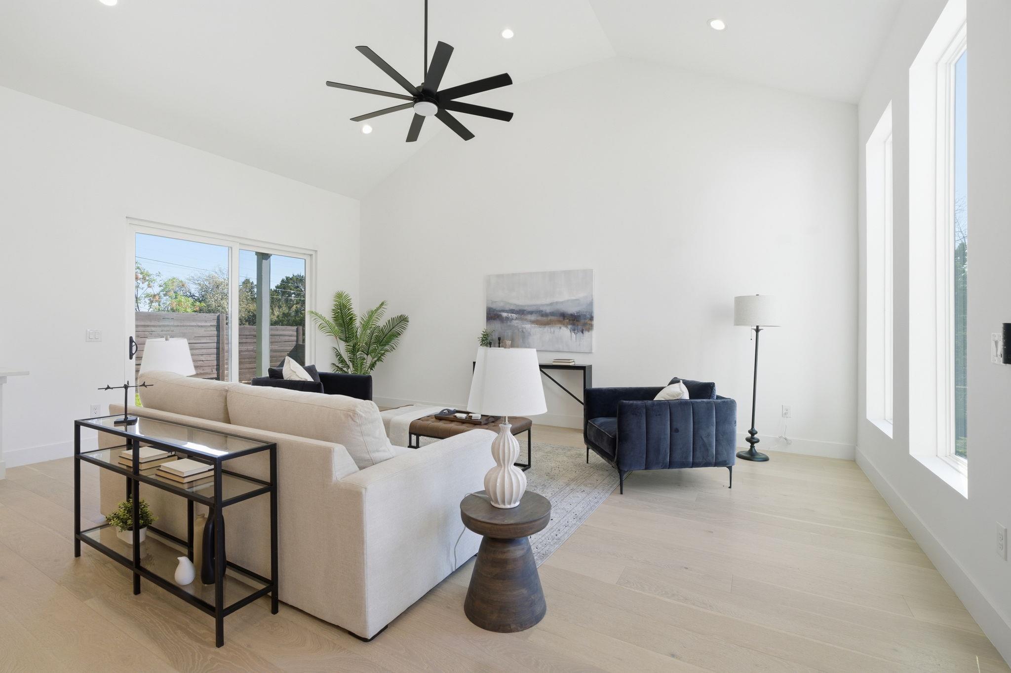 400 Post Road Dr, Austin, TX 78704