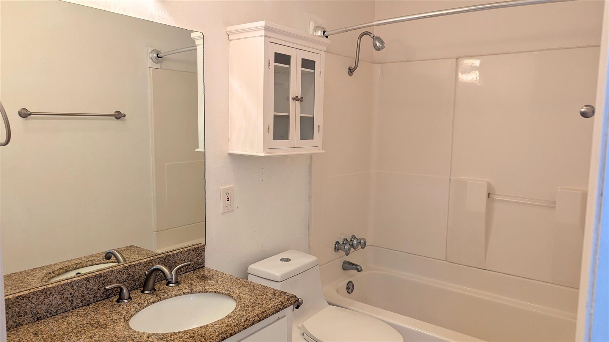 6916 Scenic Brook Dr # B, Austin, TX 78736