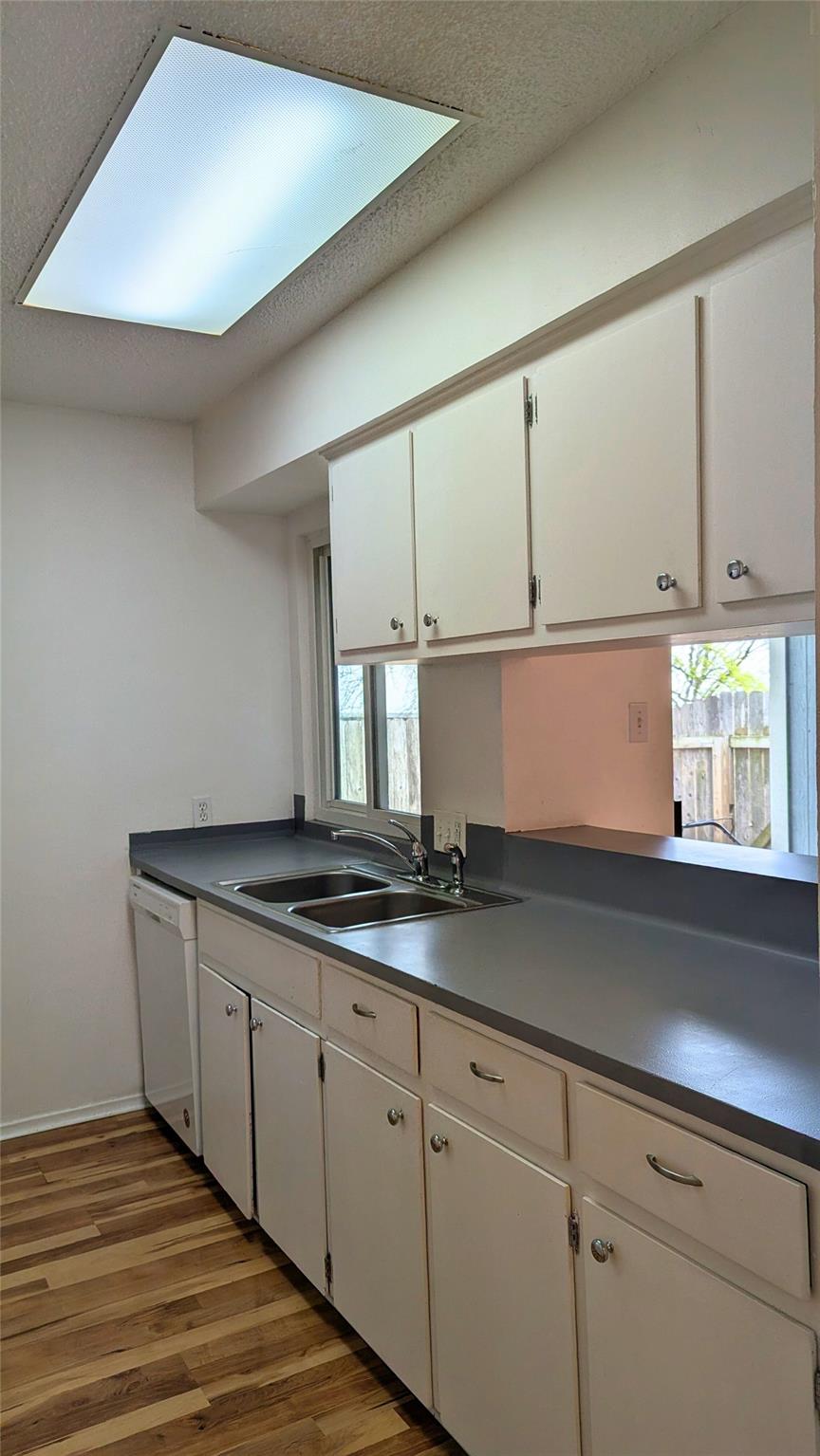 6916 Scenic Brook Dr # B, Austin, TX 78736