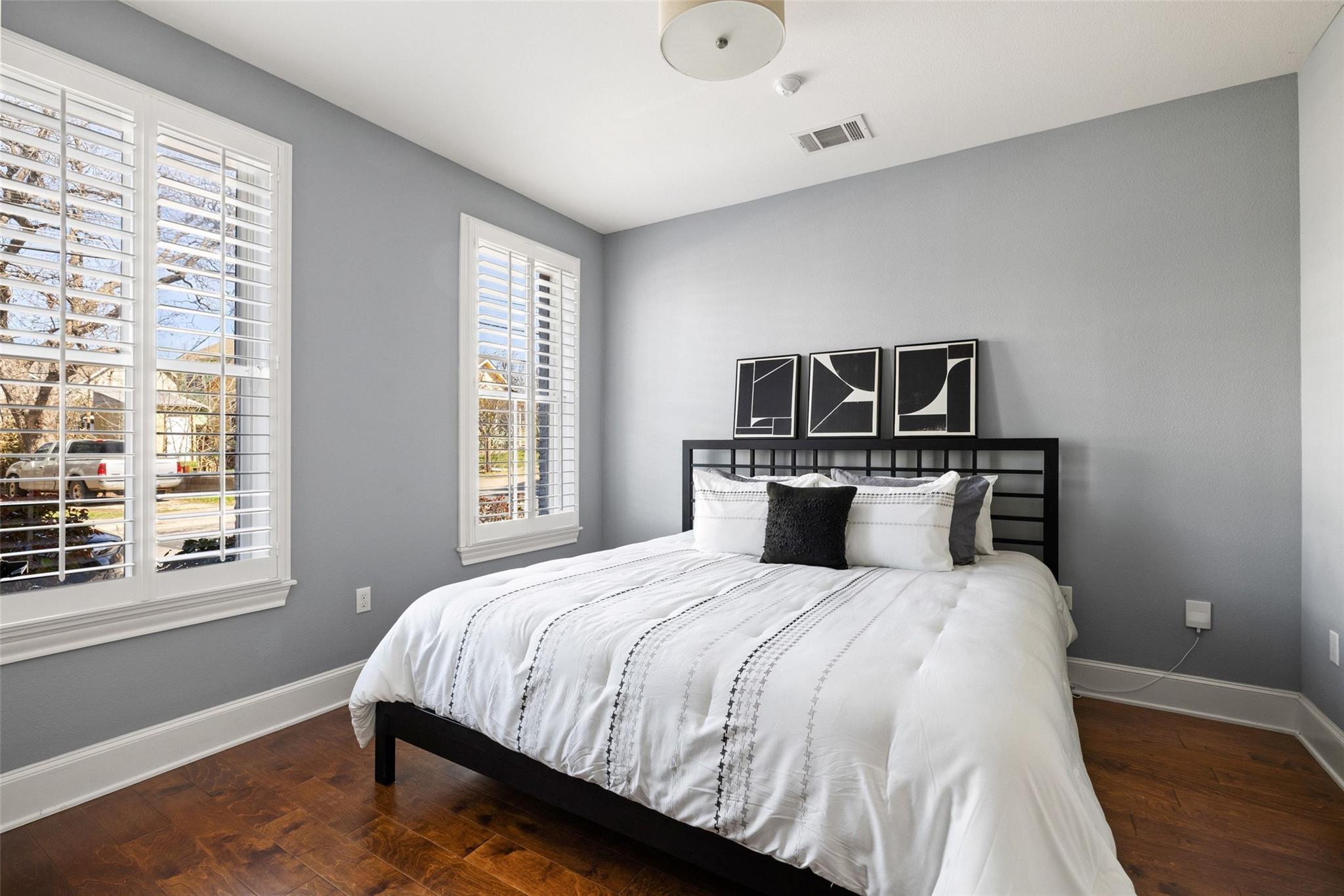 1023 Juniper St, Austin, TX 78702