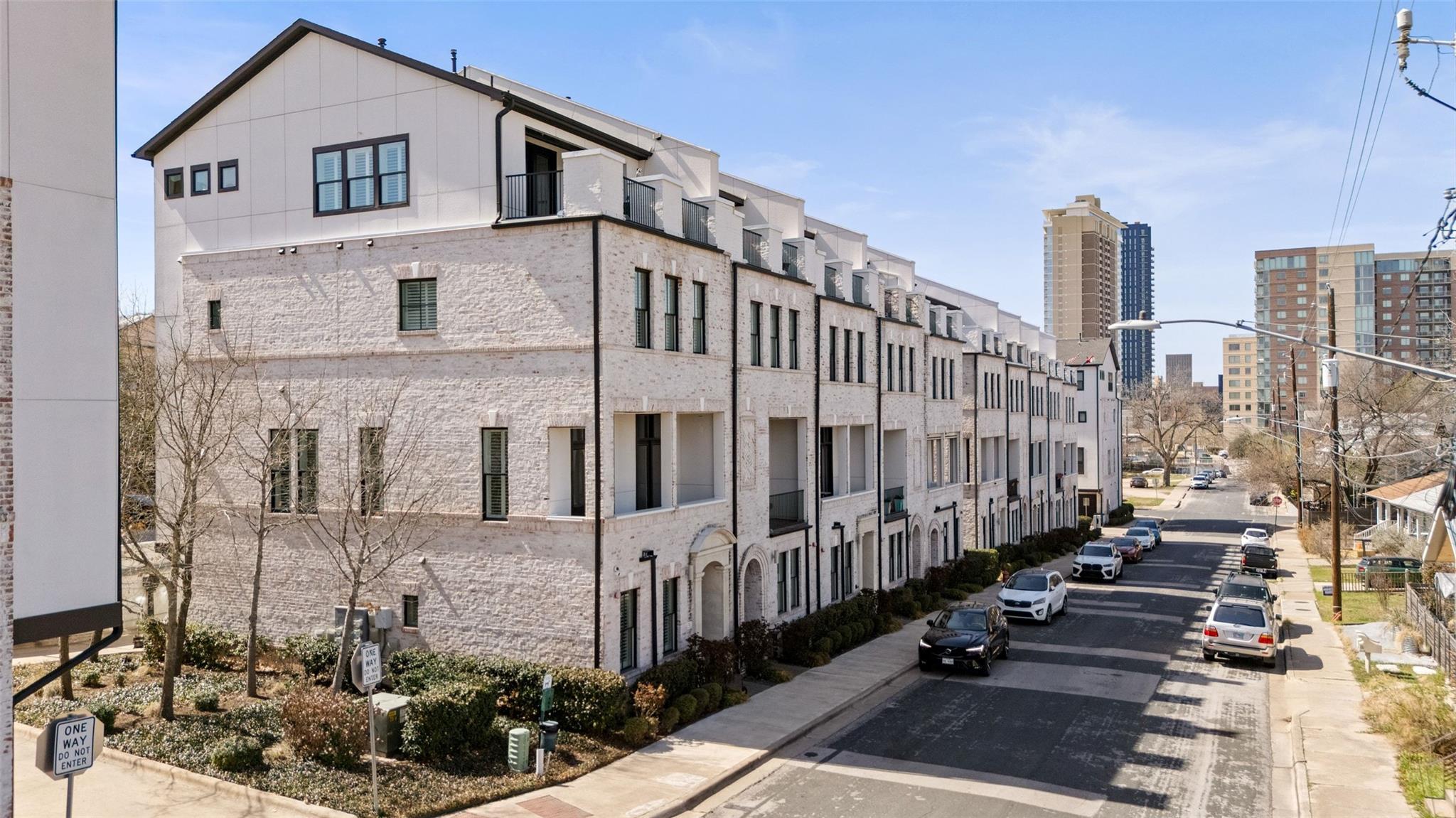 1023 Juniper St, Austin, TX 78702