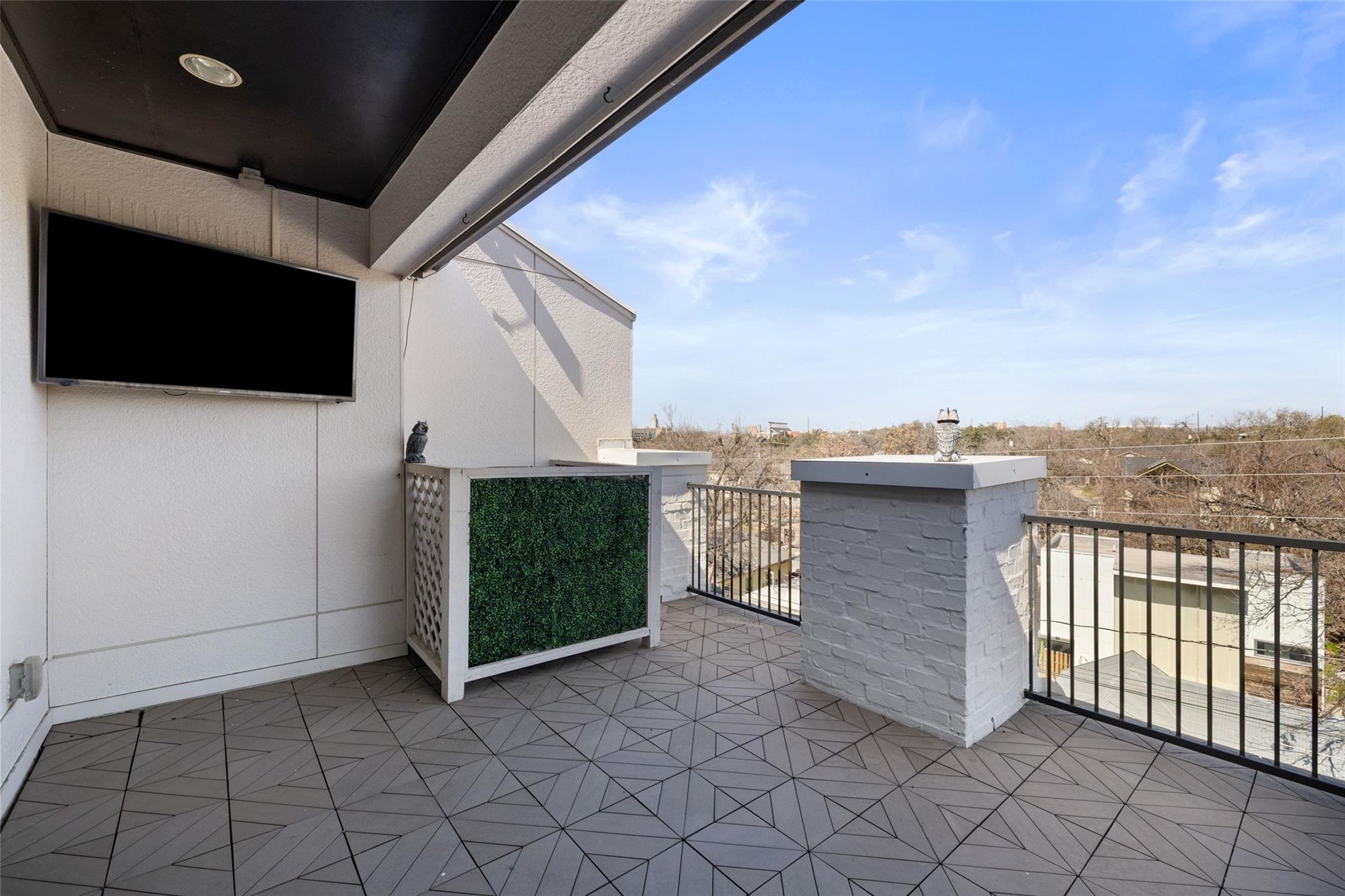 1023 Juniper St, Austin, TX 78702