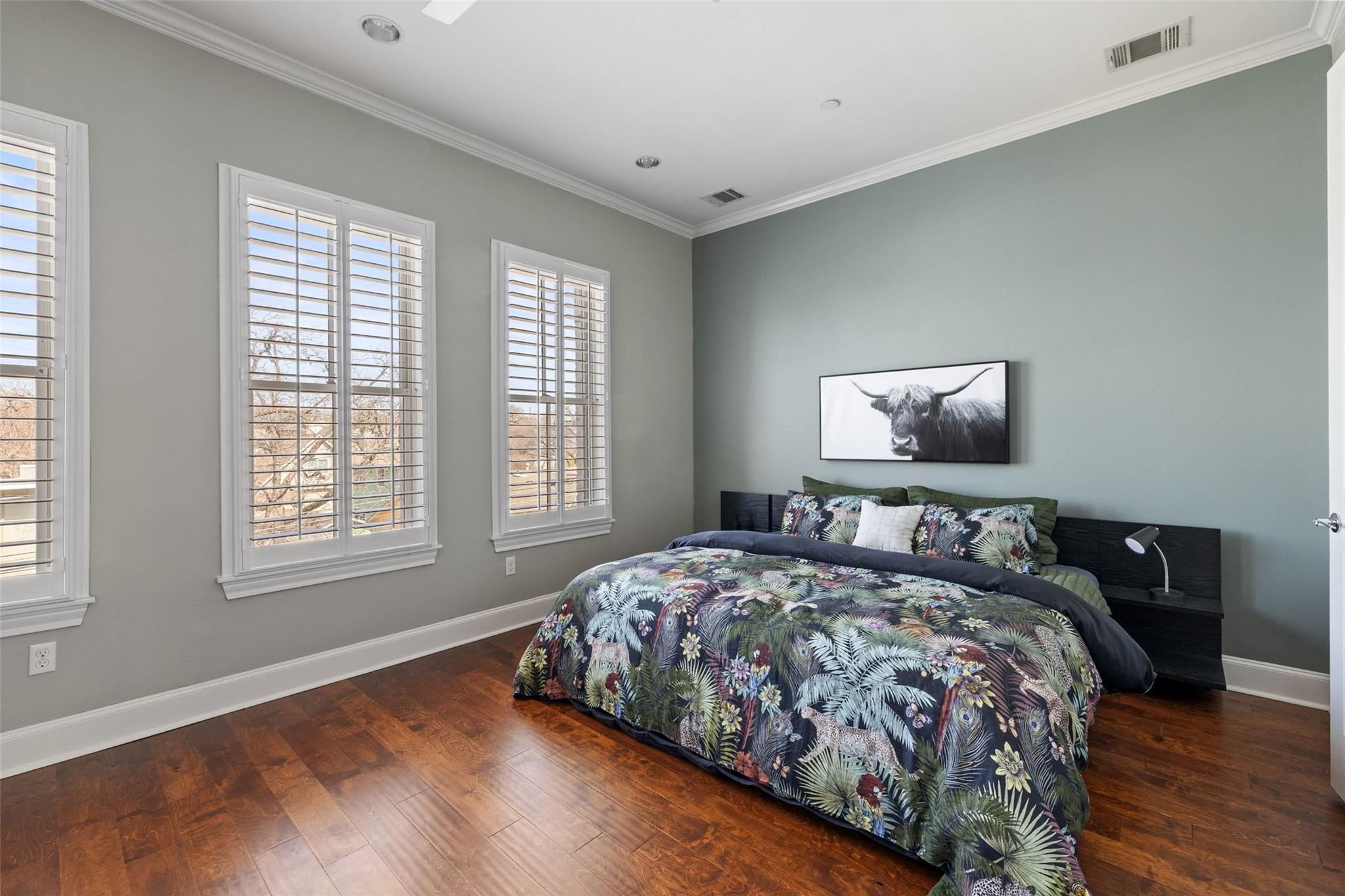 1023 Juniper St, Austin, TX 78702