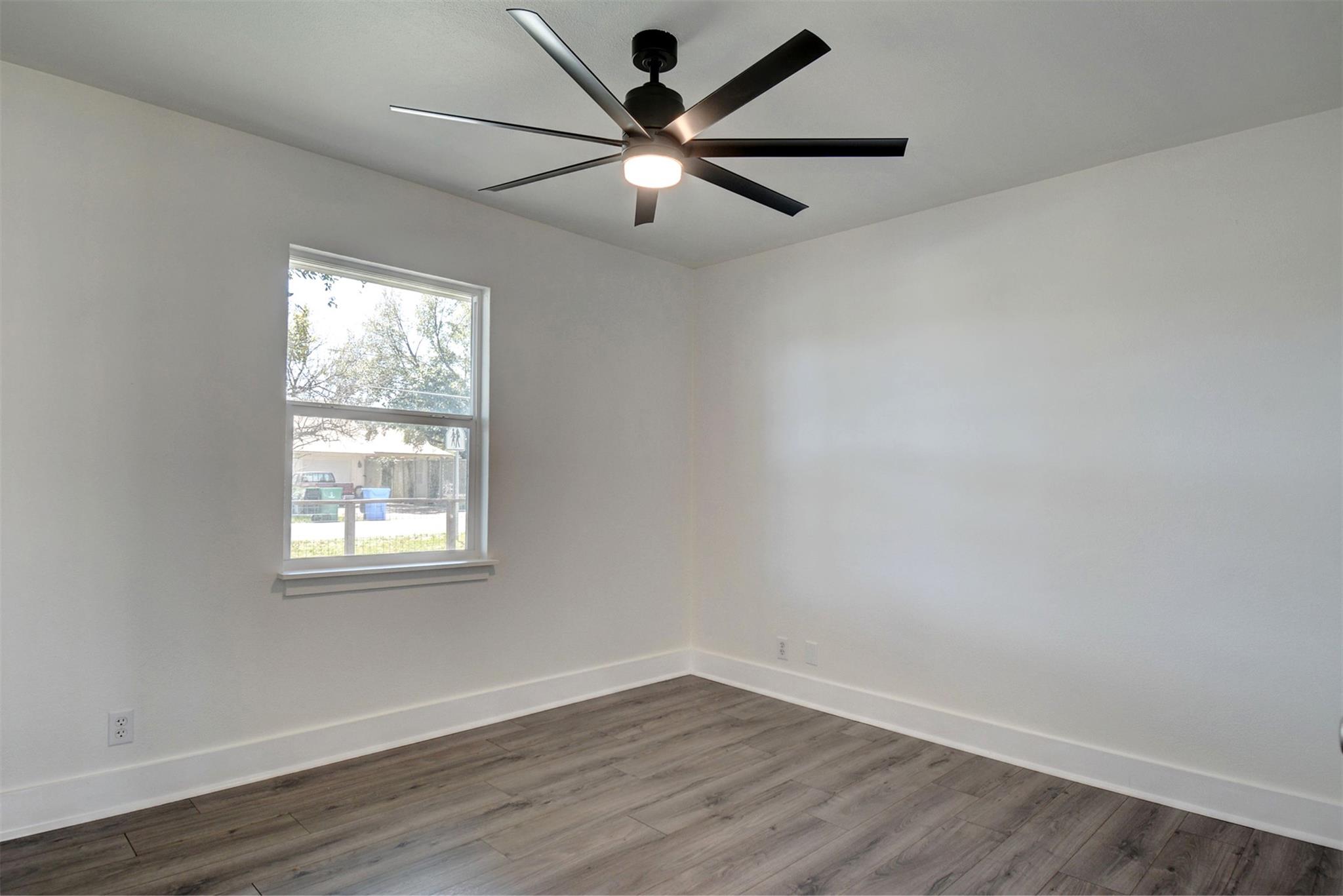 1106 Spring St, Bastrop, TX 78602