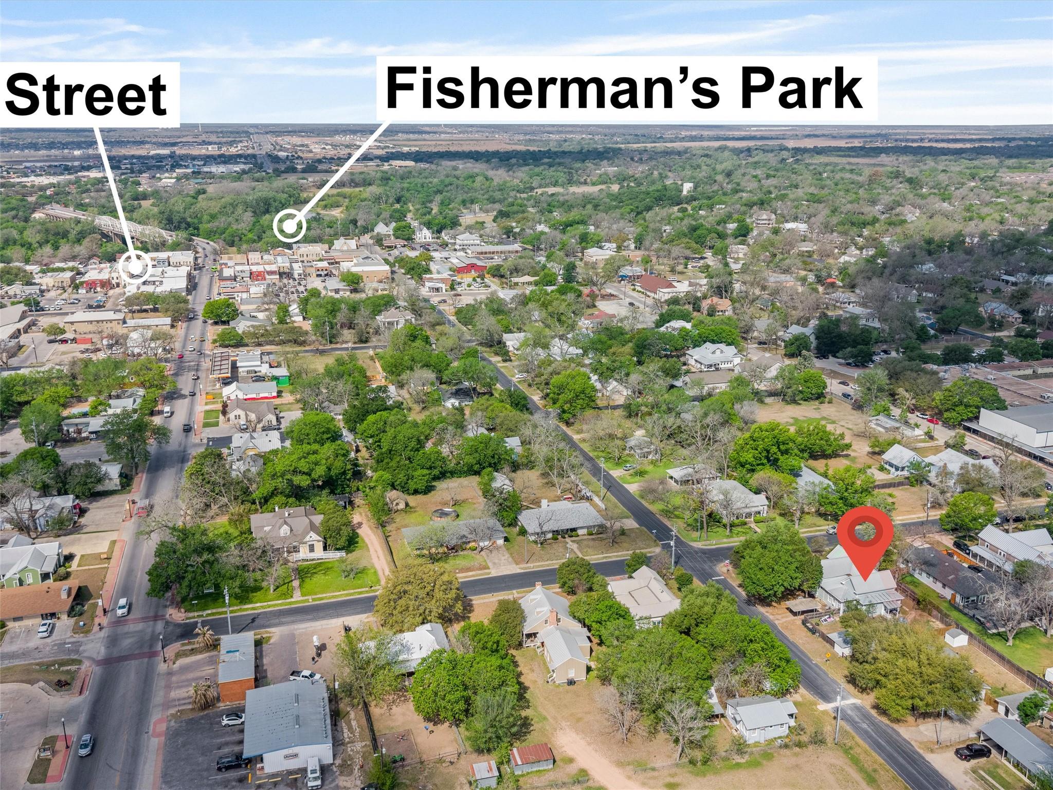 1106 Spring St, Bastrop, TX 78602