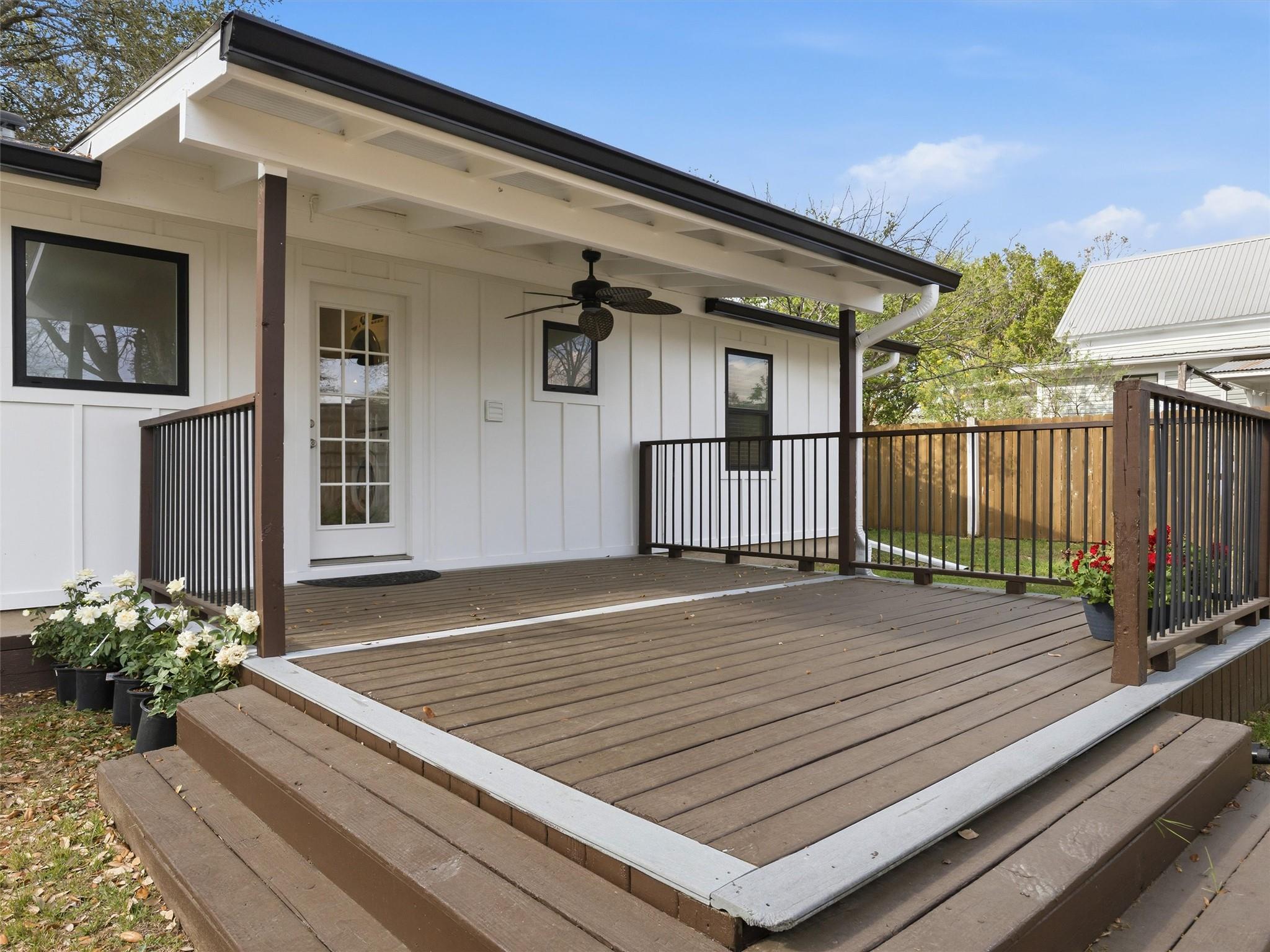 1106 Spring St, Bastrop, TX 78602