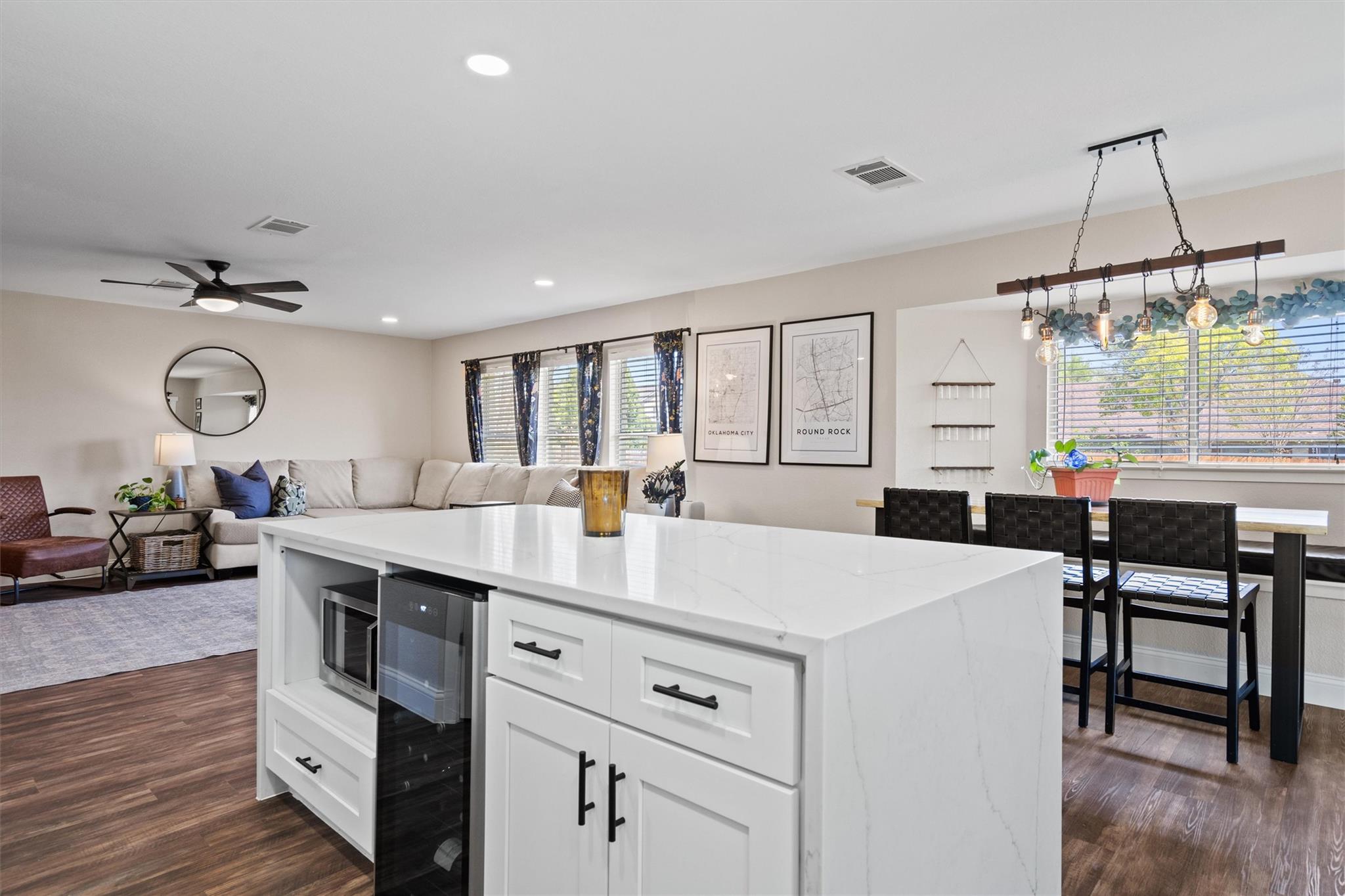 1301 Sheltie Ln, Round Rock, TX 78664