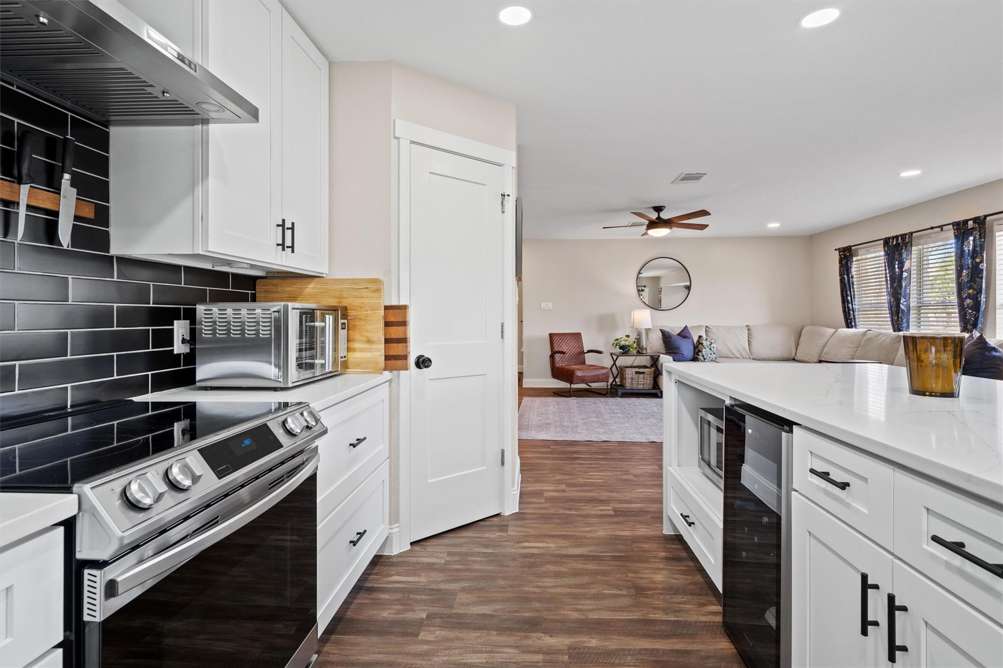 1301 Sheltie Ln, Round Rock, TX 78664