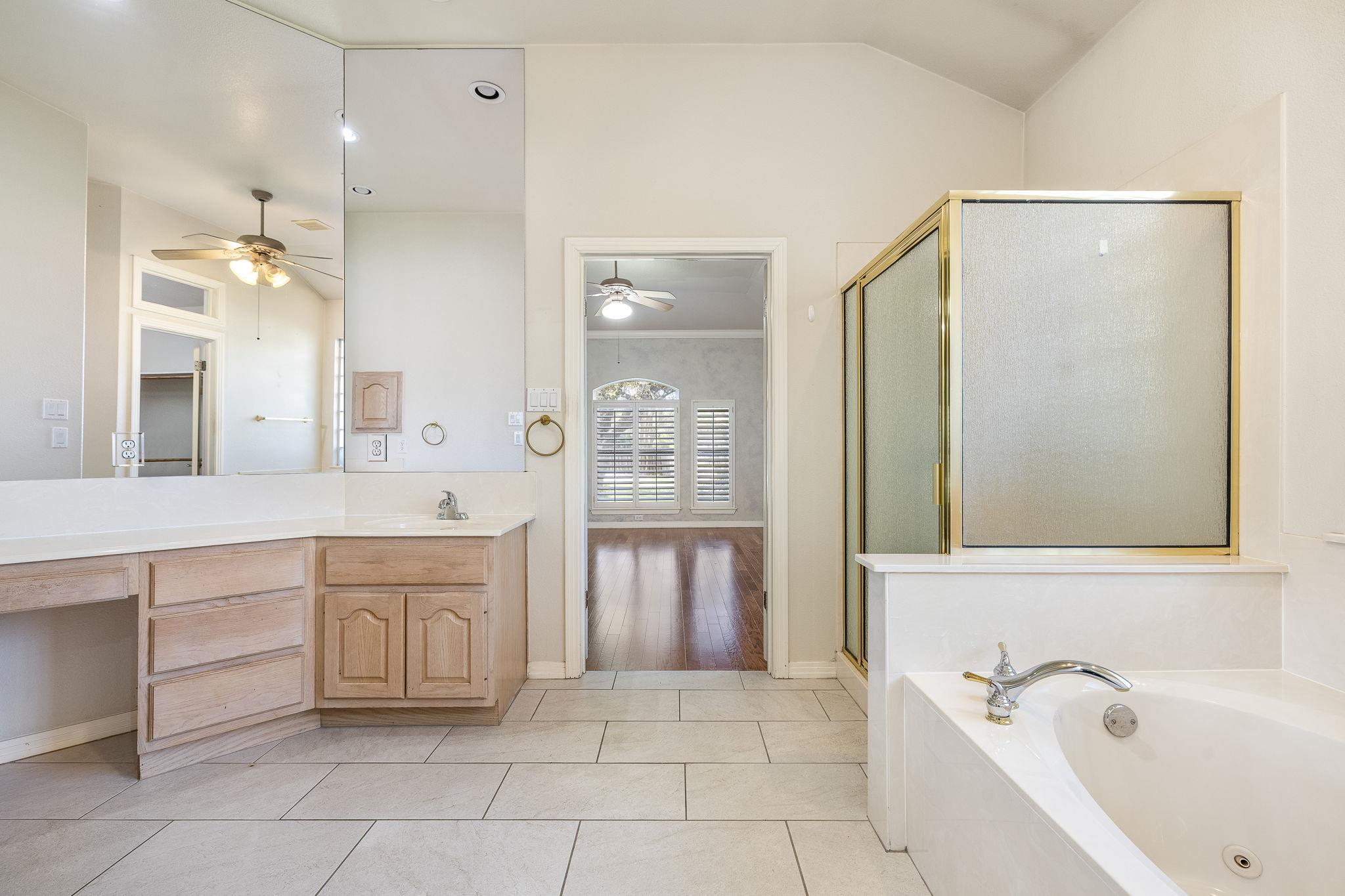 10009 Liriope Cv, Austin, TX 78750