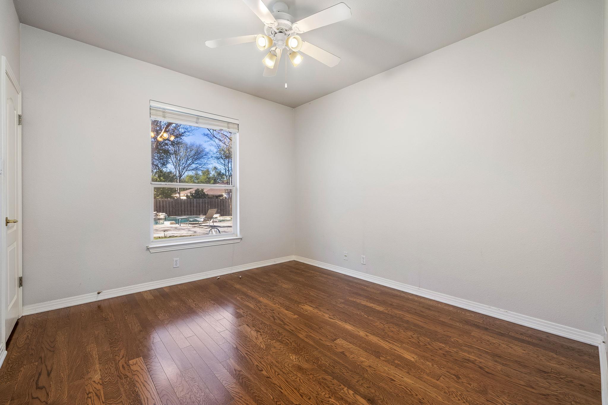 10009 Liriope Cv, Austin, TX 78750