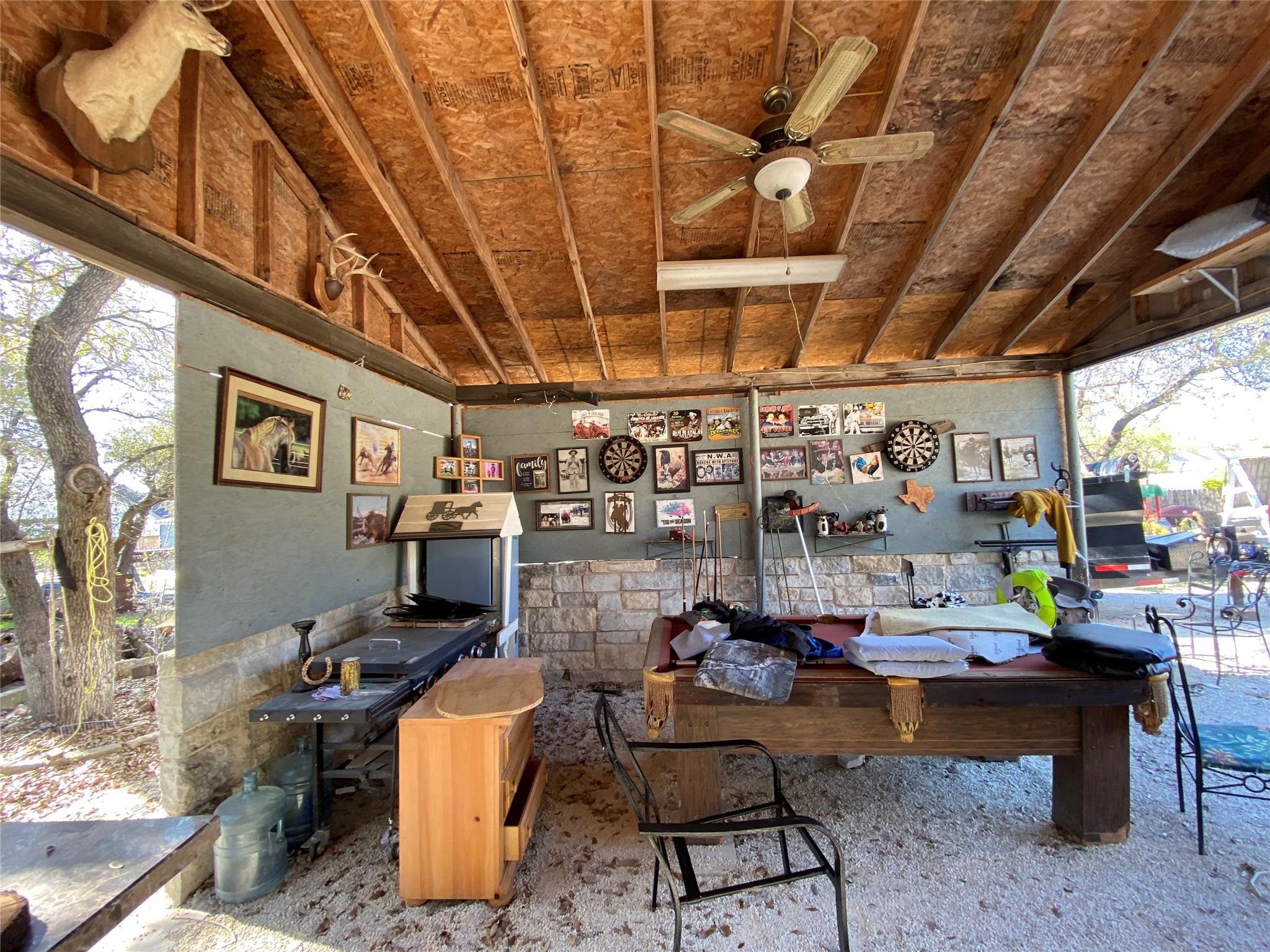 605 Osprey Dr, Leander, TX 78641