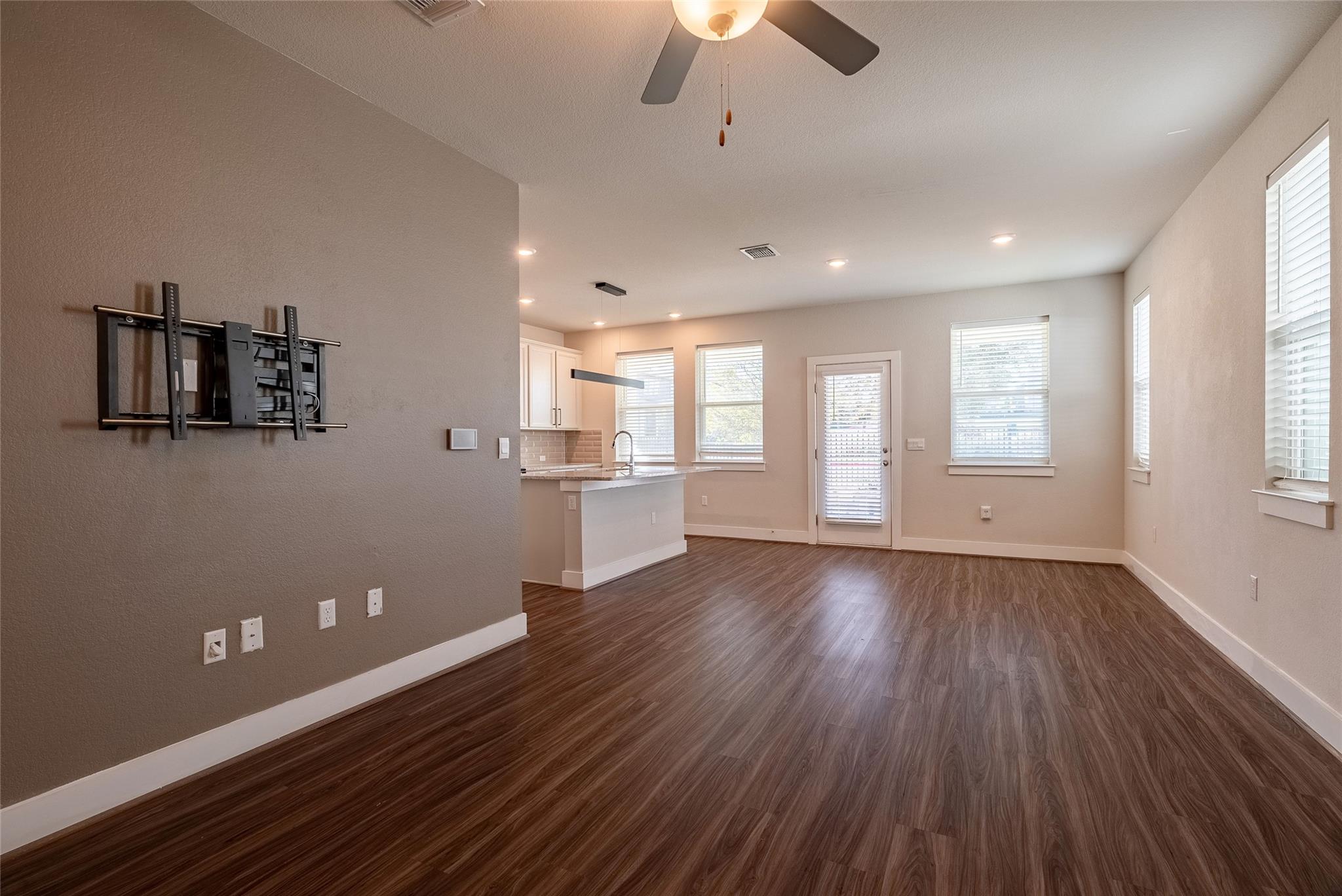 7205 Harmony Shoals Bnd, Austin, TX 78744
