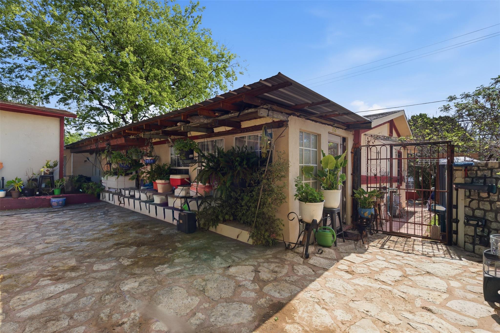 2900 Webberville Rd, Austin, TX 78702