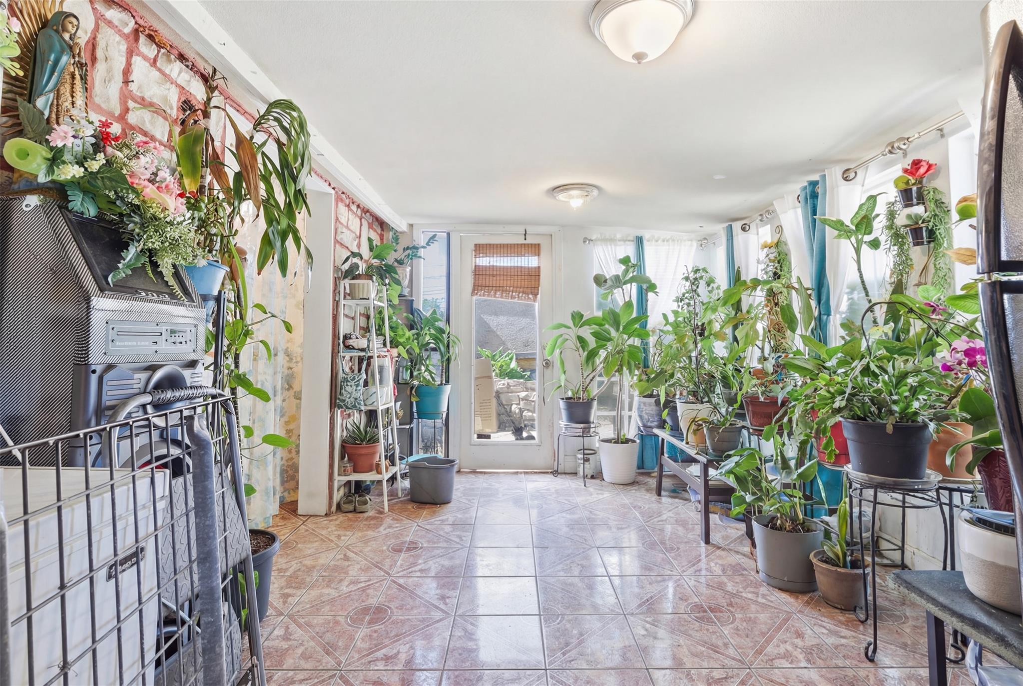 2900 Webberville Rd, Austin, TX 78702