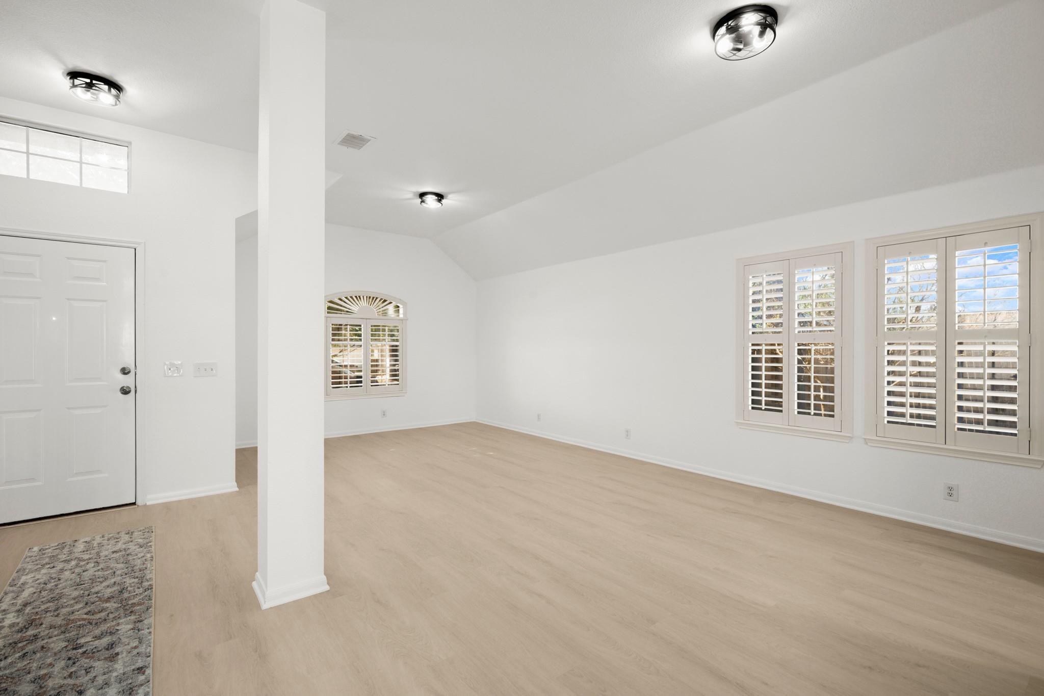 310 Bailey Loop, Kyle, TX 78640