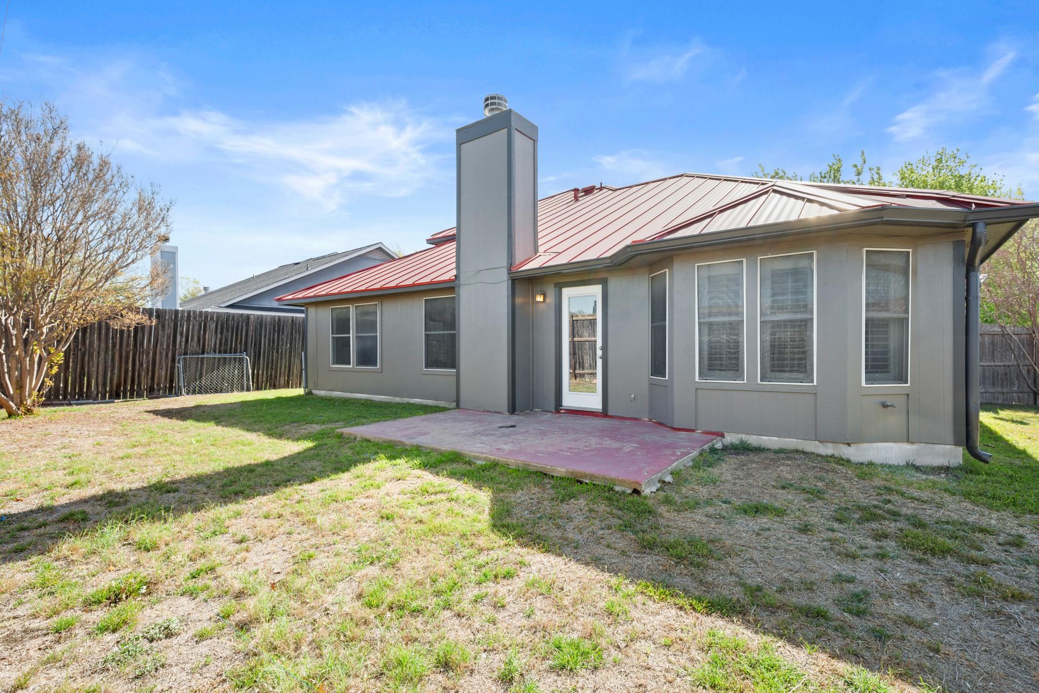 310 Bailey Loop, Kyle, TX 78640