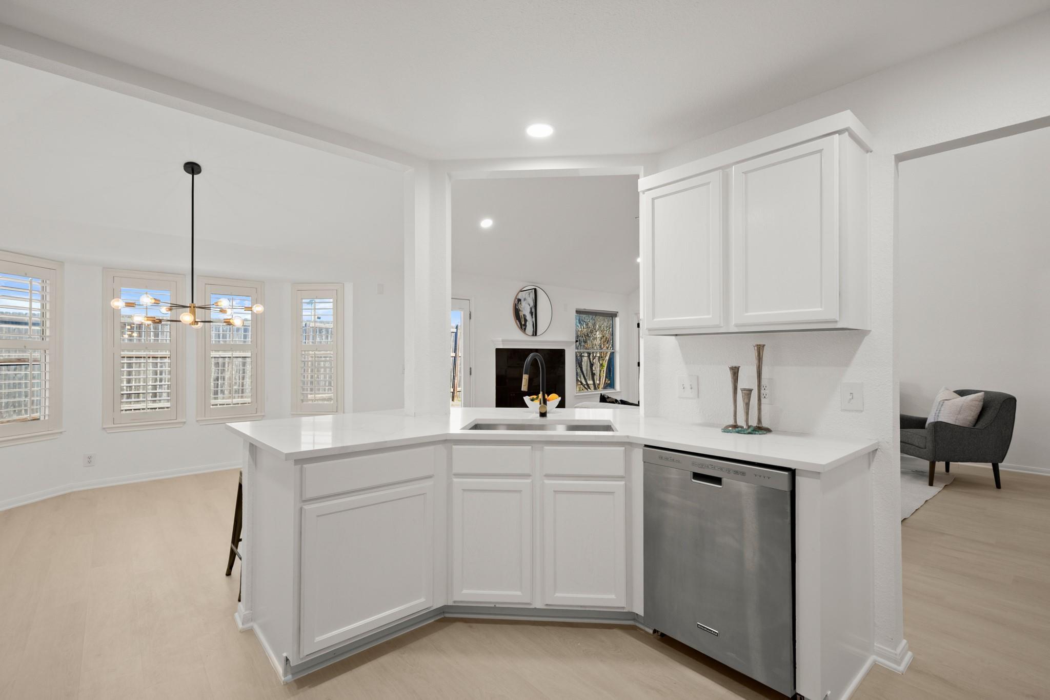 310 Bailey Loop, Kyle, TX 78640