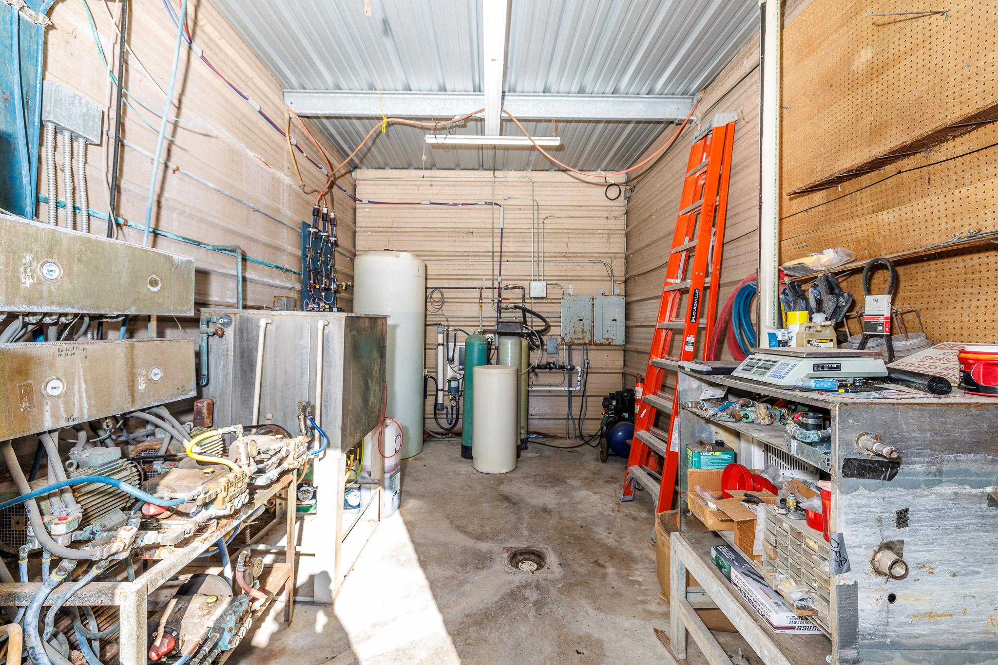 806 N Avenue G, Shiner, TX 77984