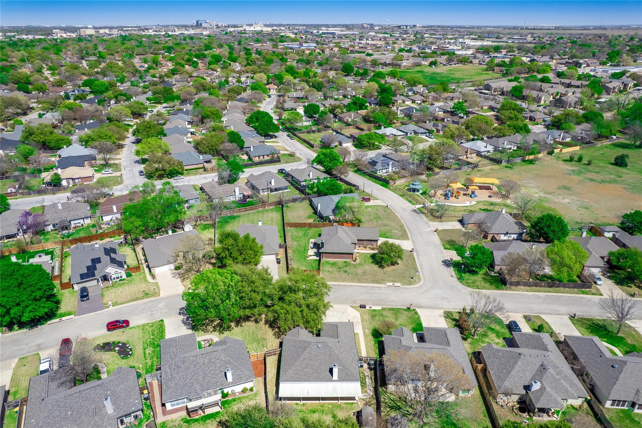 2407 Kingsbury Dr, Temple, TX 76502