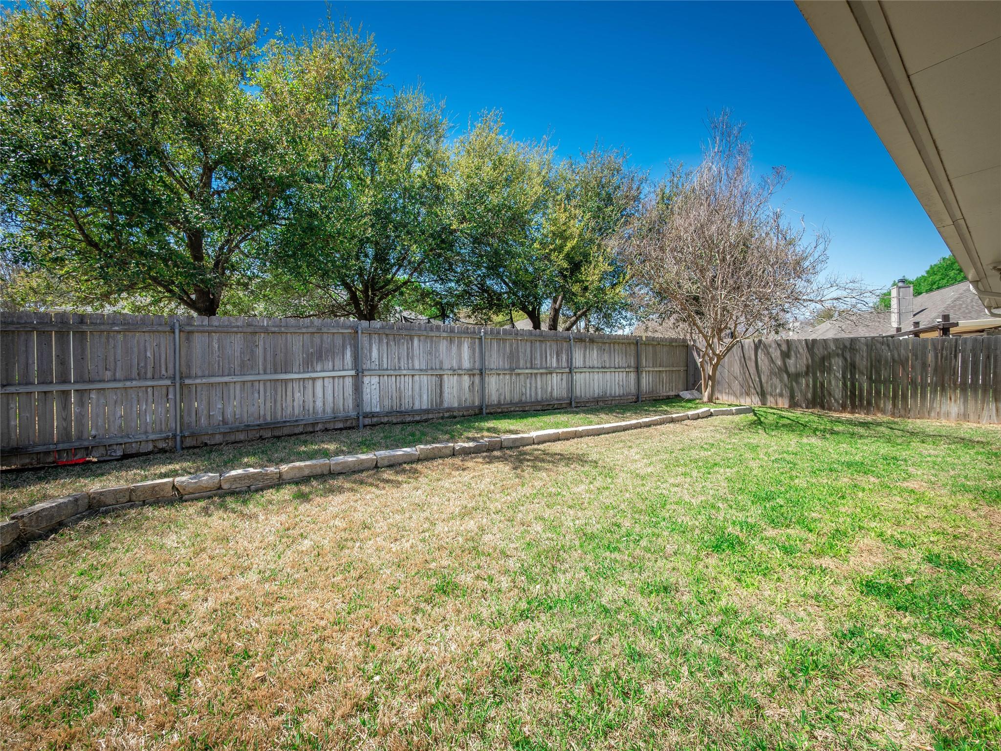 2407 Kingsbury Dr, Temple, TX 76502