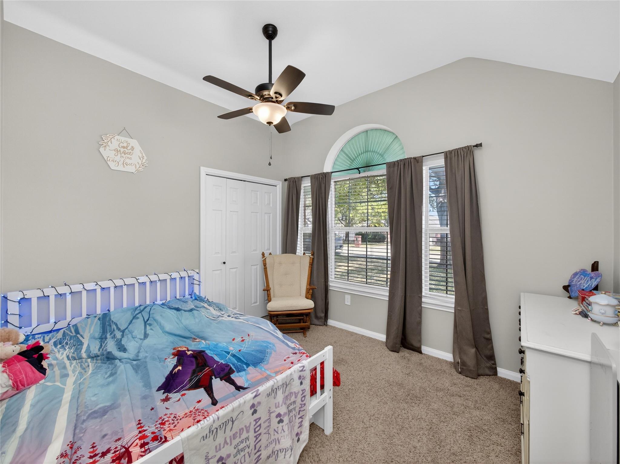 2407 Kingsbury Dr, Temple, TX 76502