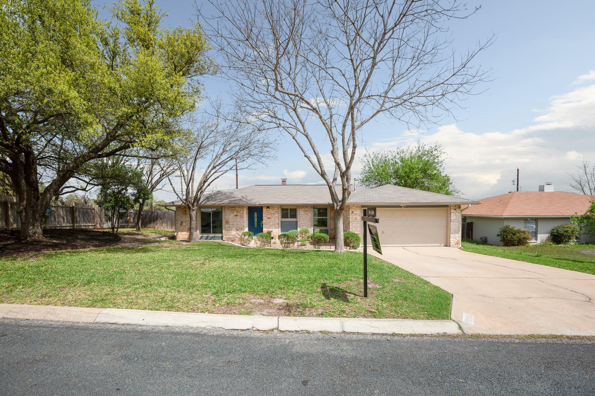 11900 Oakbrook Dr, Austin, TX 78753