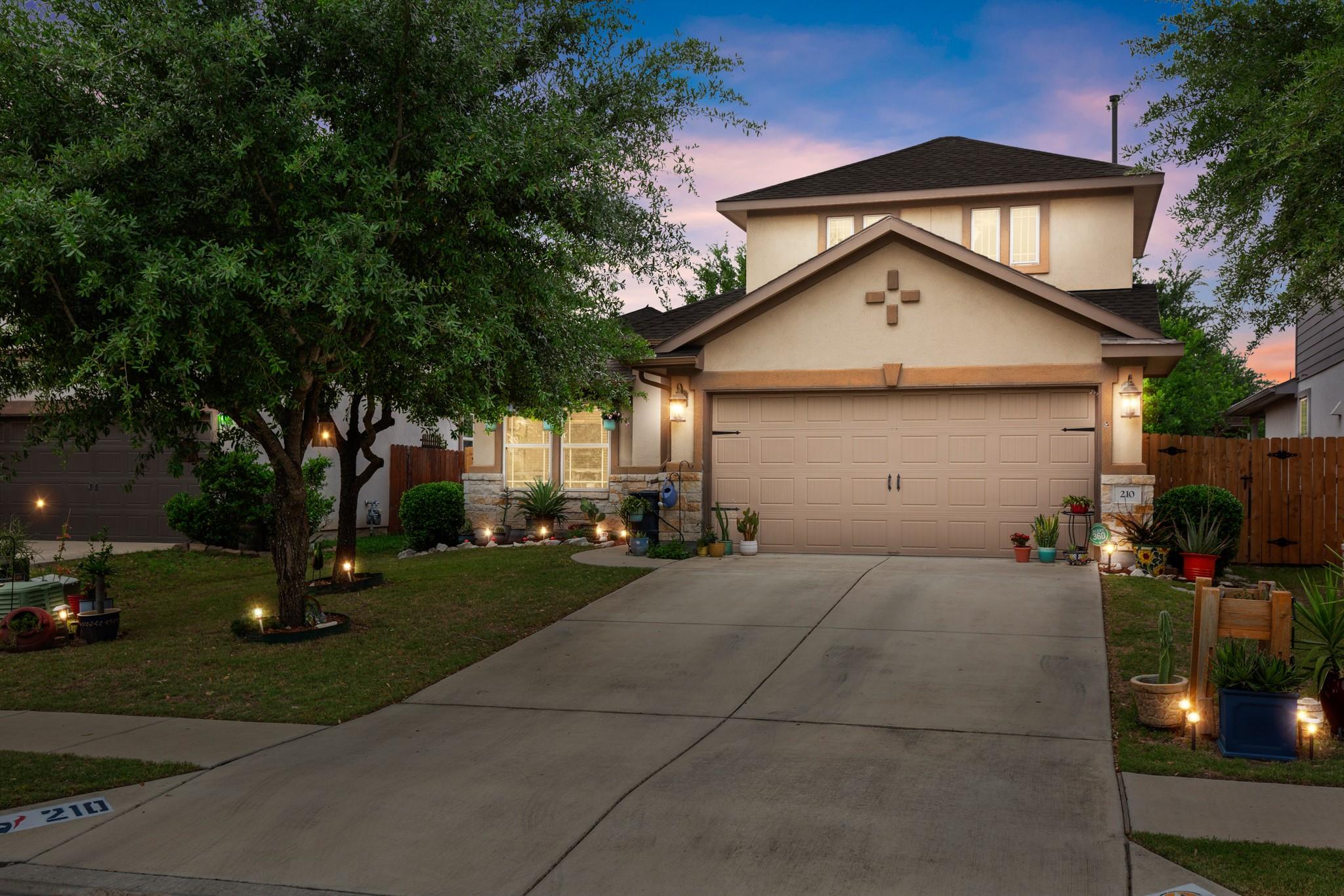 210 Wincliff Dr, Buda, TX 78610