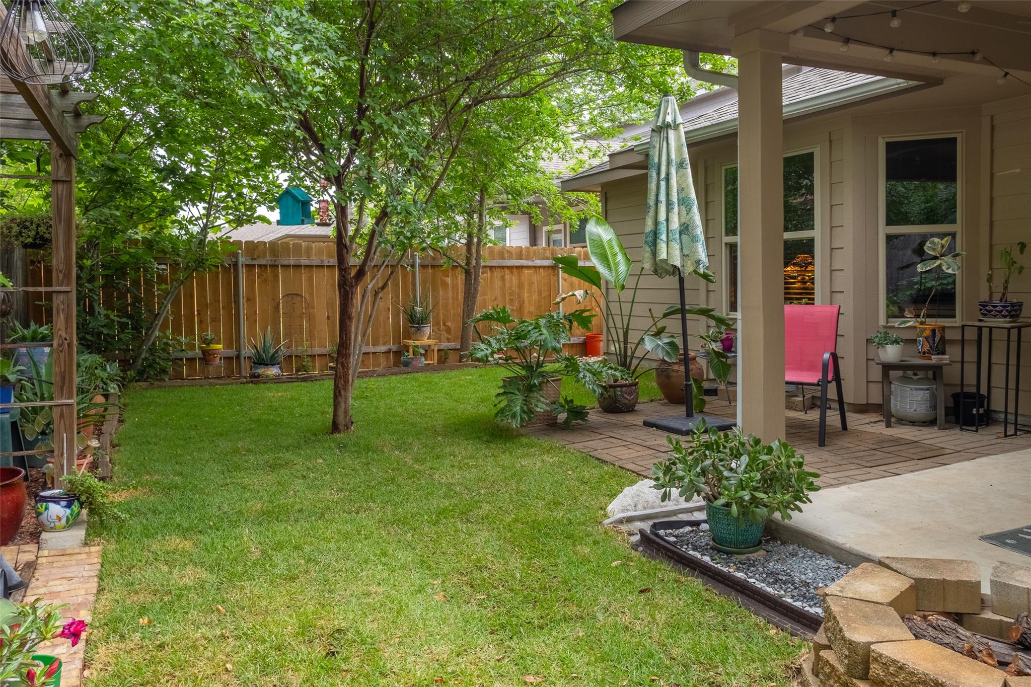 210 Wincliff Dr, Buda, TX 78610