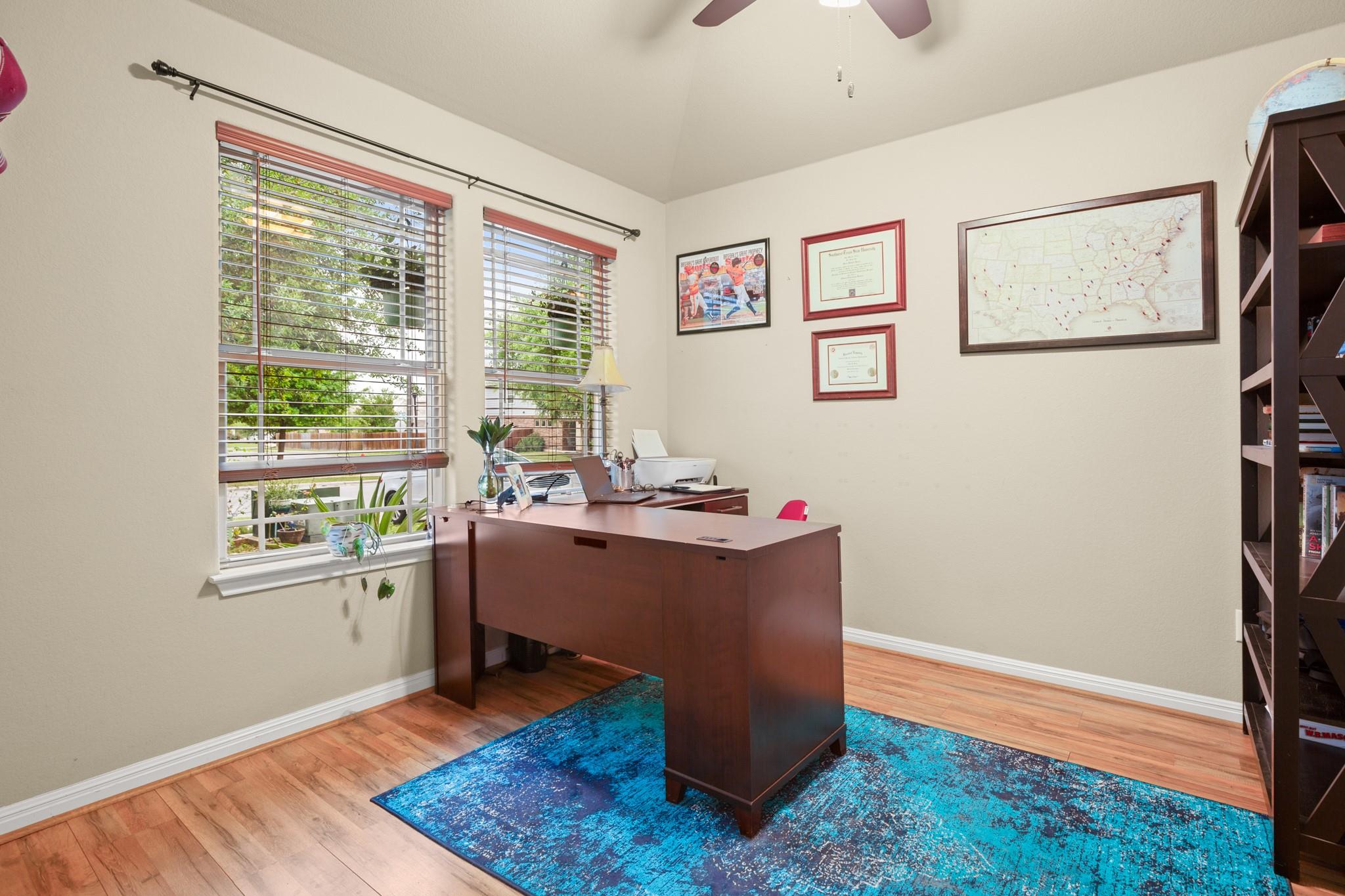 210 Wincliff Dr, Buda, TX 78610