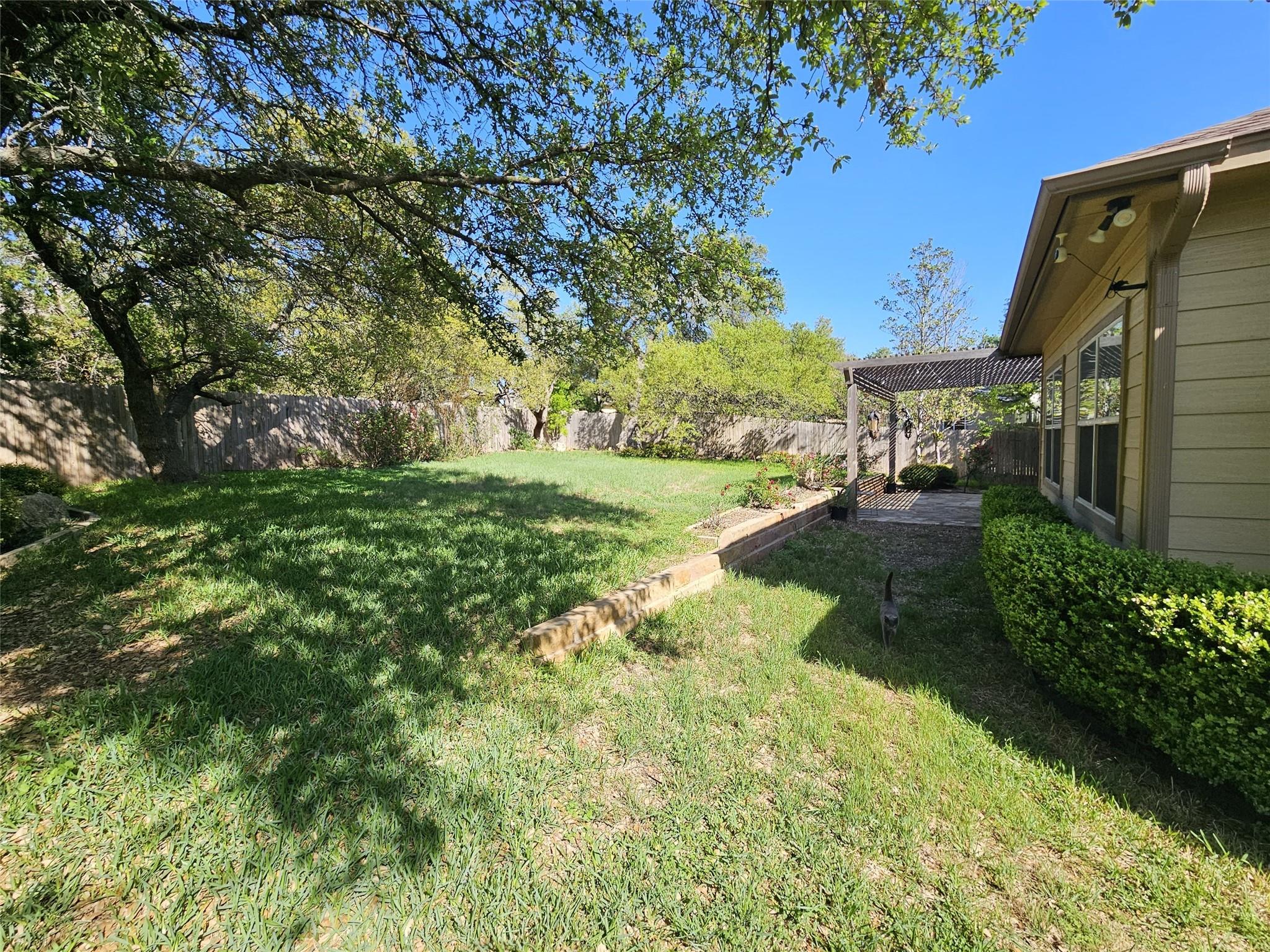 10033 Longhorn Skwy, Dripping Springs, TX 78620