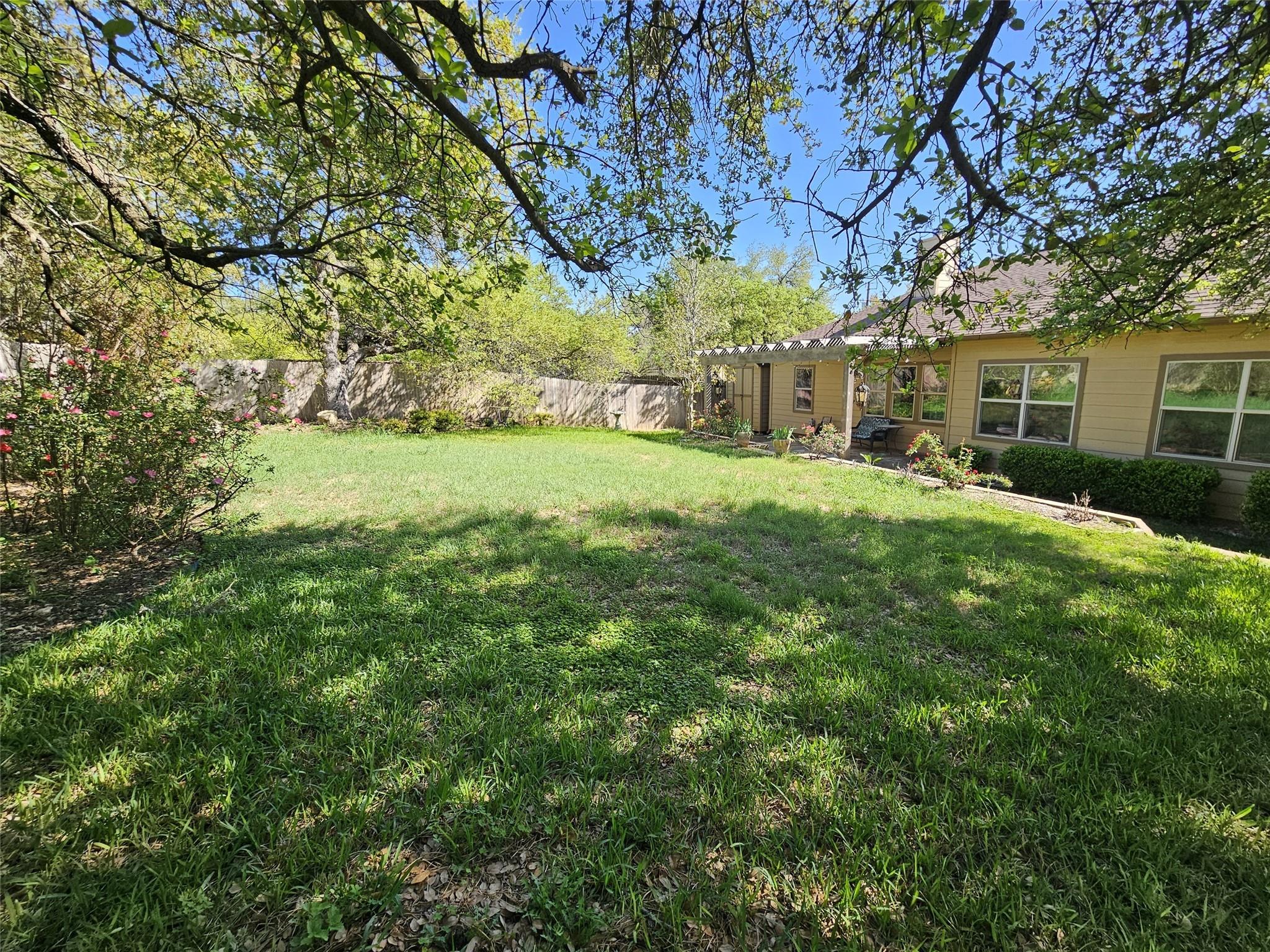 10033 Longhorn Skwy, Dripping Springs, TX 78620