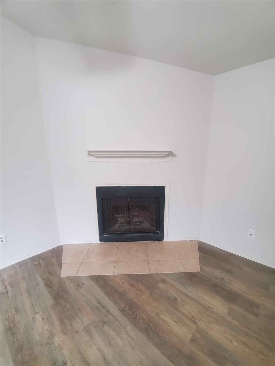 6909 HYLAND Cir # A, Austin, TX 78744