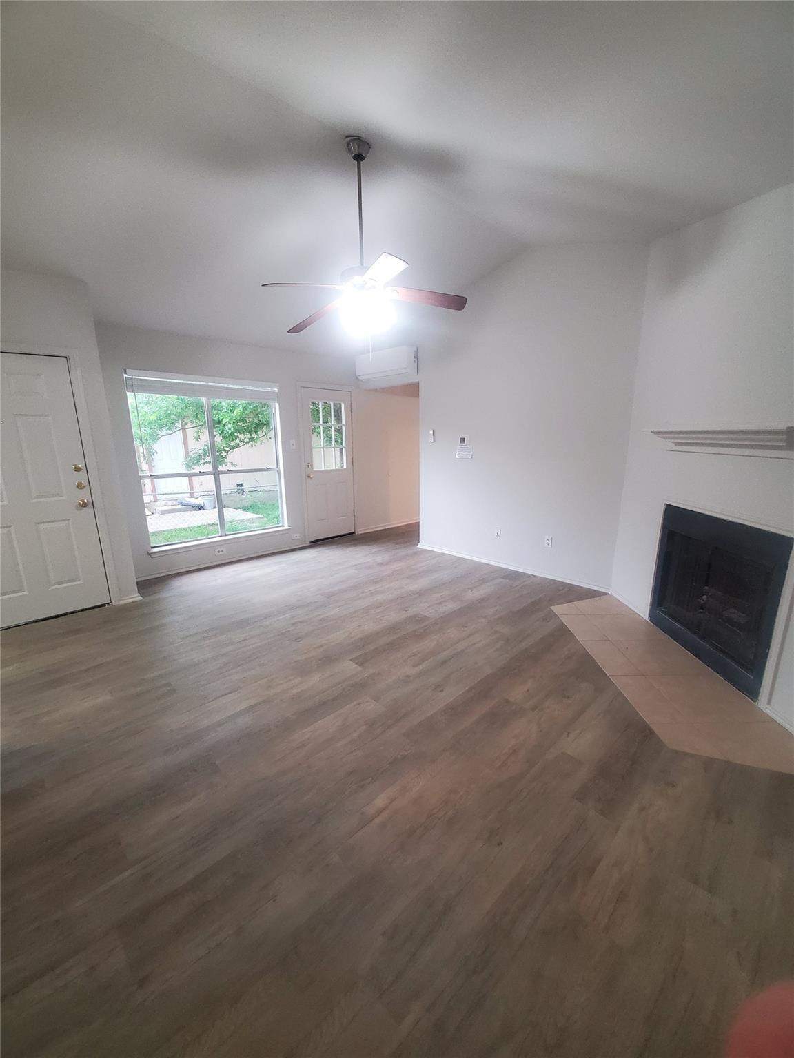 6909 HYLAND Cir # A, Austin, TX 78744