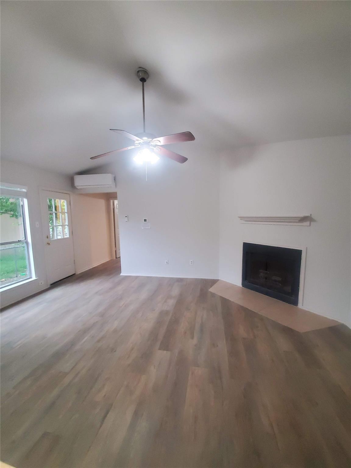 6909 HYLAND Cir # A, Austin, TX 78744