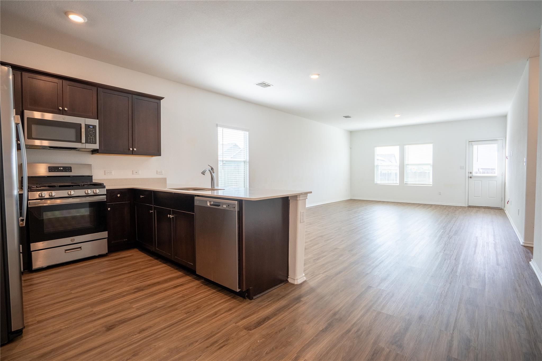 13400 Banquete St, Elgin, TX 78621