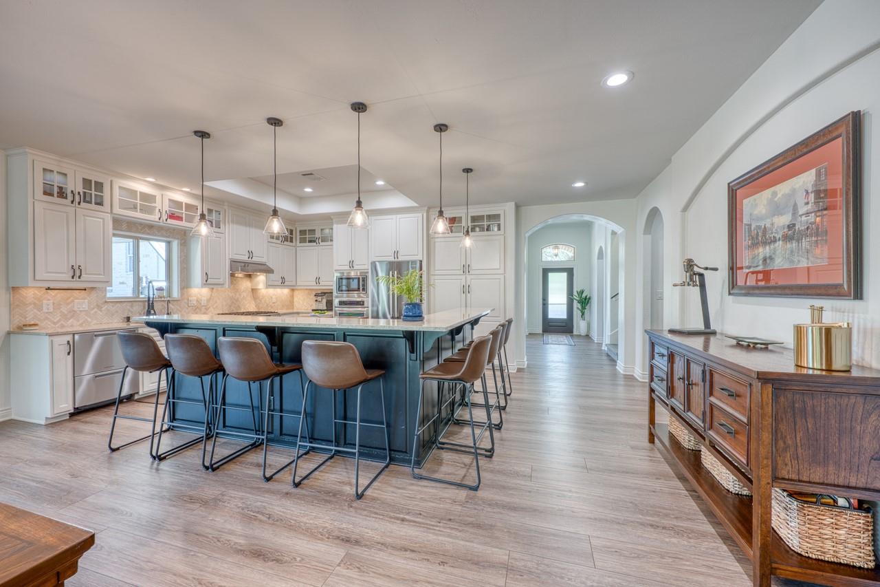 120 Sleepy Oaks Dr, Kingsland, TX 78639