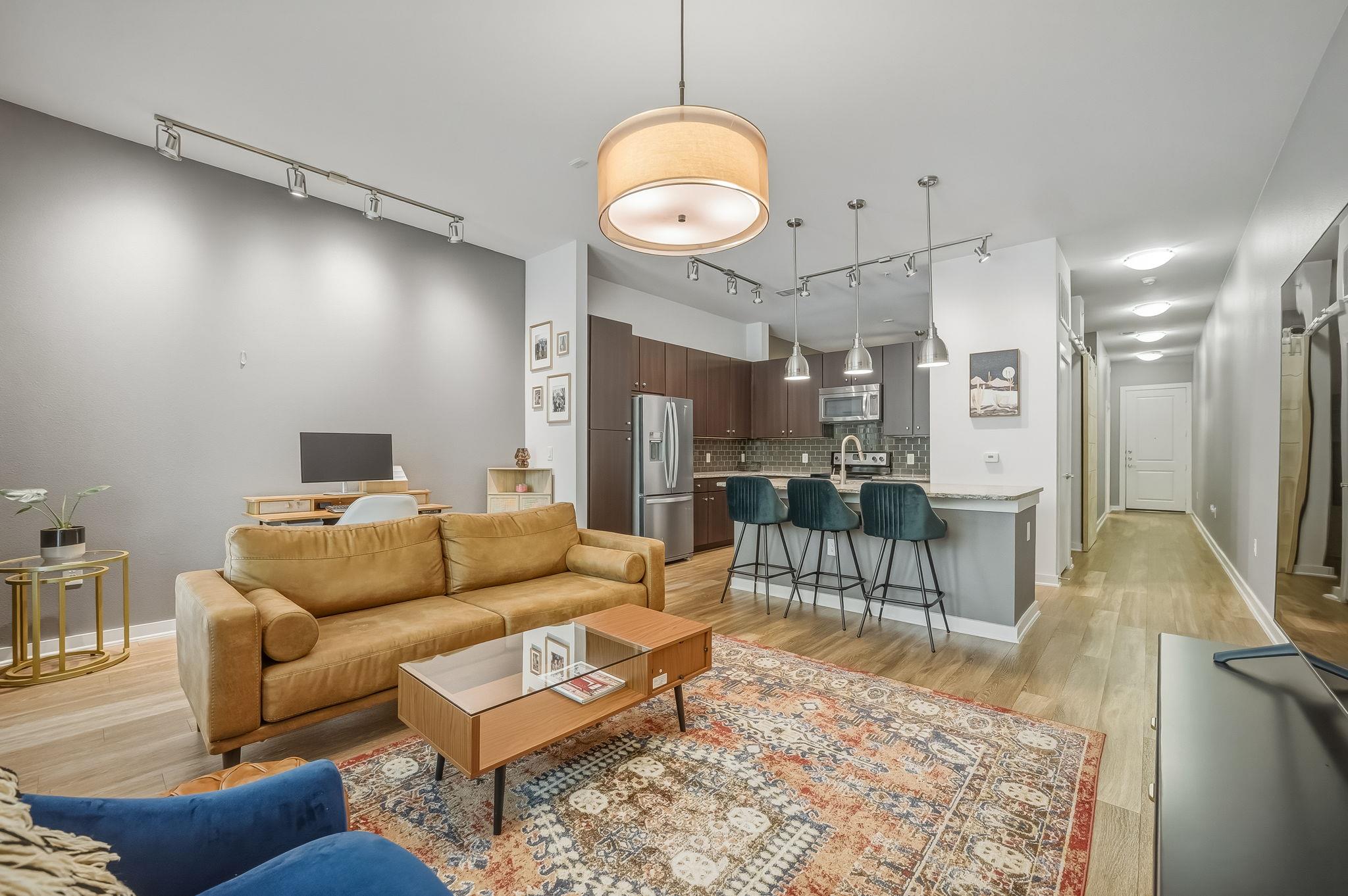 1900 Barton Springs Rd # 2006, Austin, TX 78704